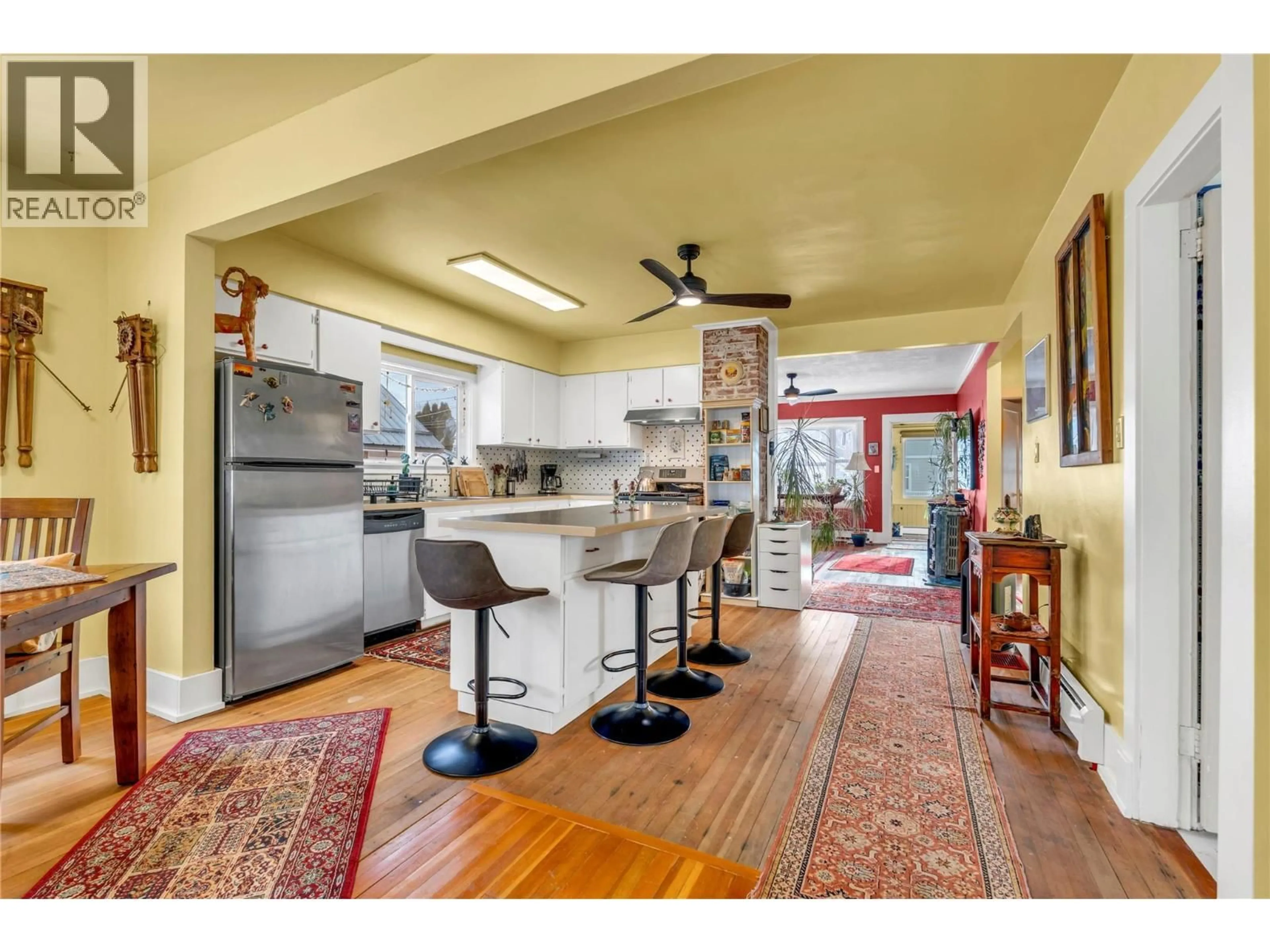 Open concept kitchen, ceramic/tile floor for 45 FENCHURCH AVENUE, Princeton British Columbia V0X1W0