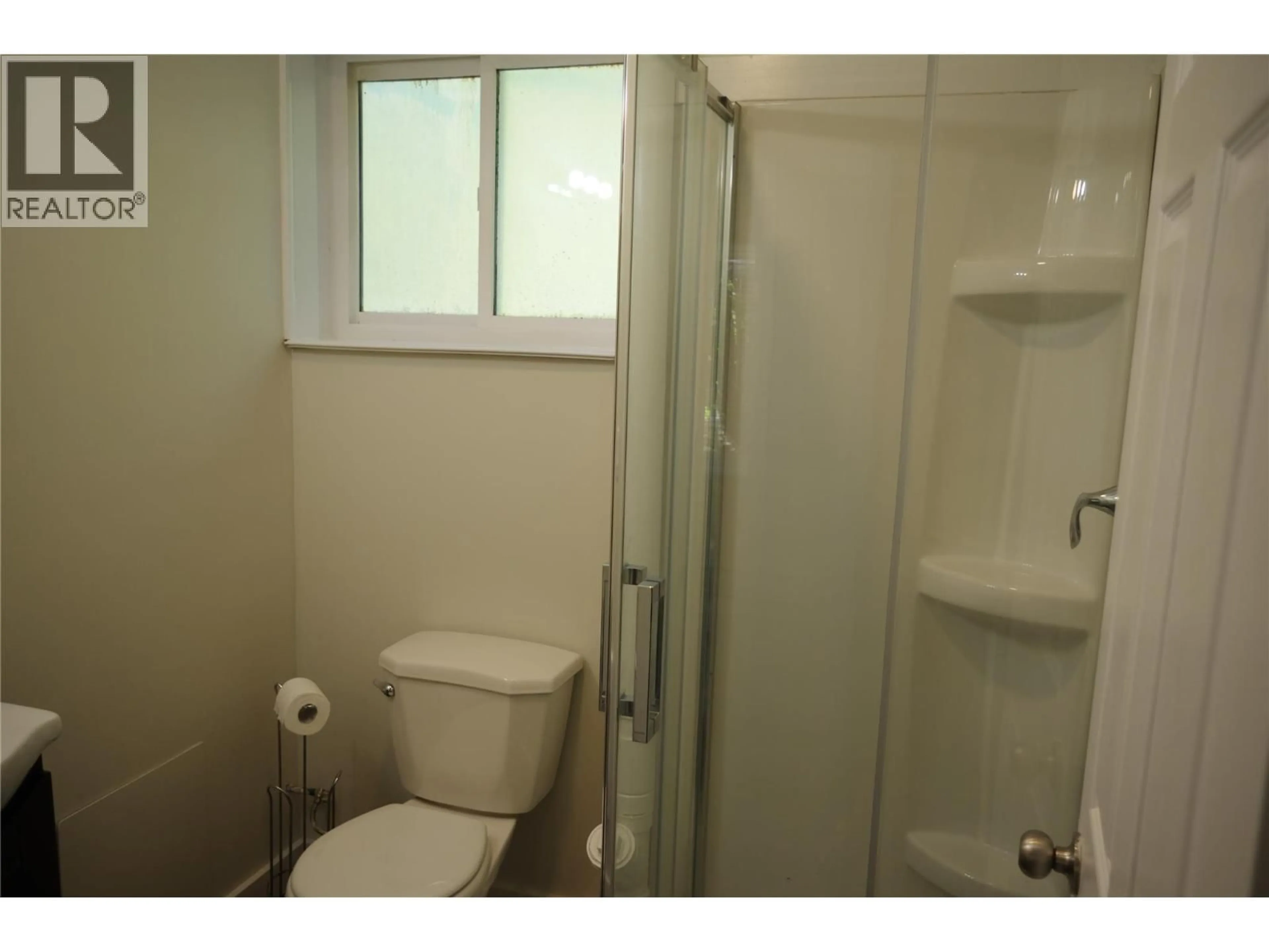 Standard bathroom, unknown for 771 FOSTER DRIVE, Lillooet British Columbia V0K1V0
