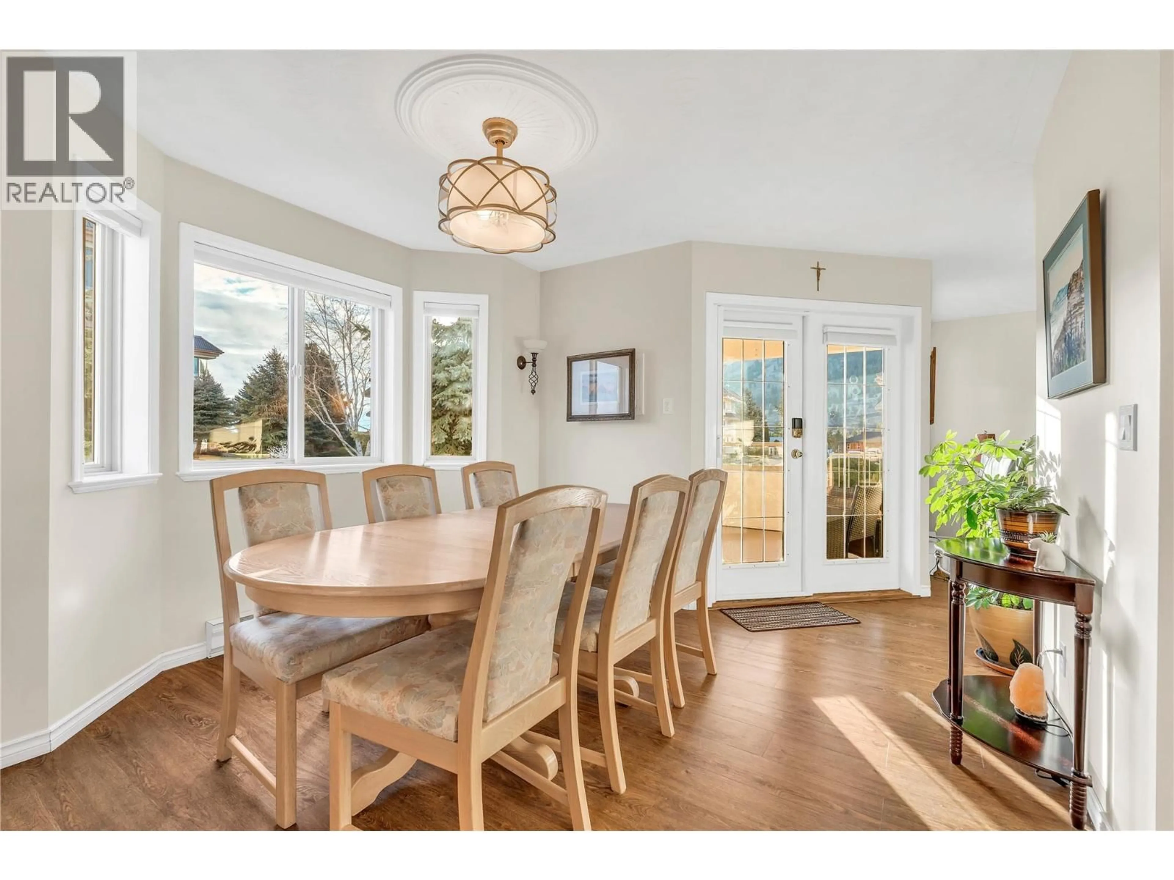 Dining room, wood/laminate floor for 107 - 8408 JUBILEE ROAD EAST, Summerland British Columbia V0H1Z5