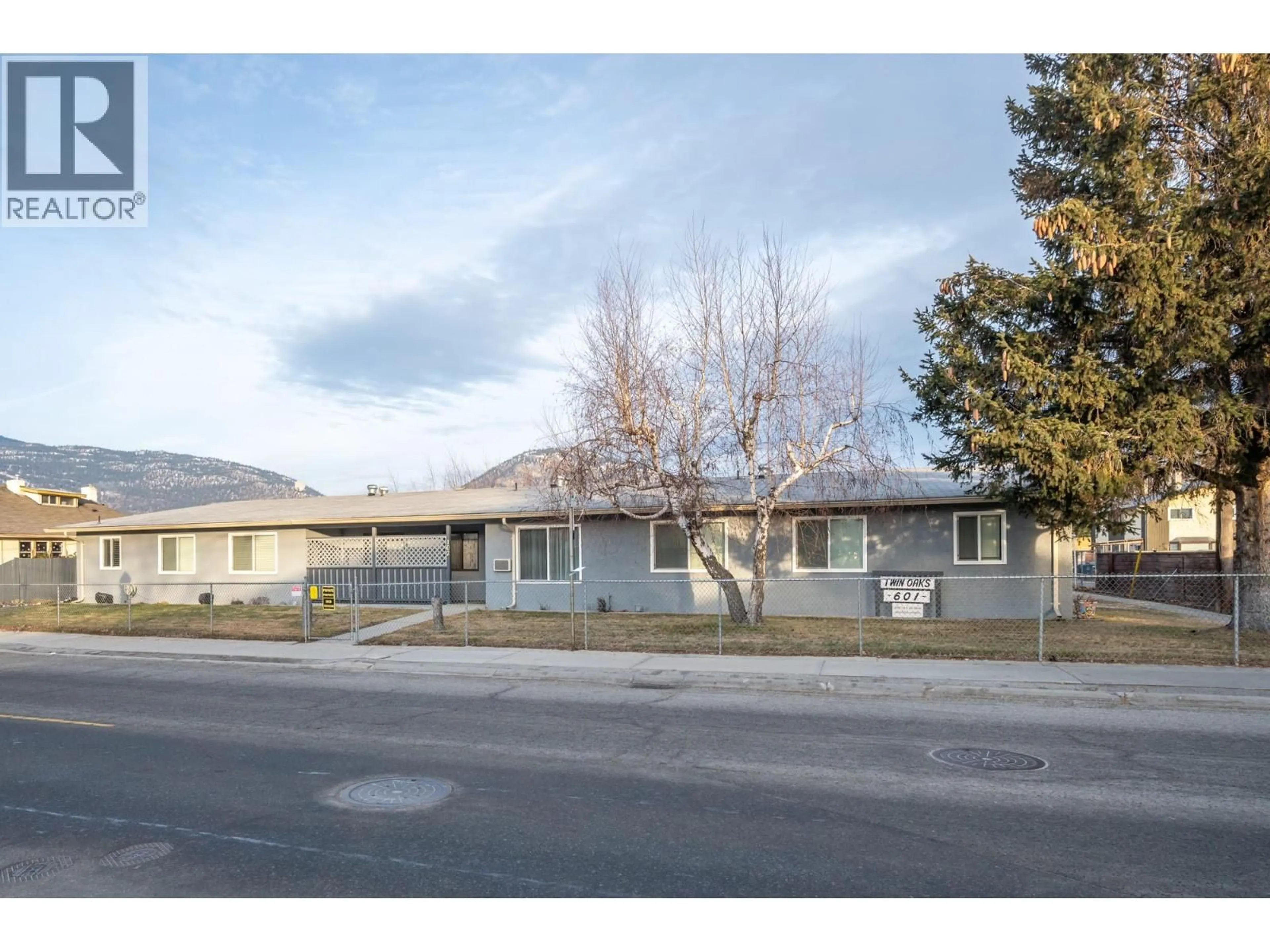 Unknown for 101 - 601 WADE AVENUE, Penticton British Columbia V2A1V6