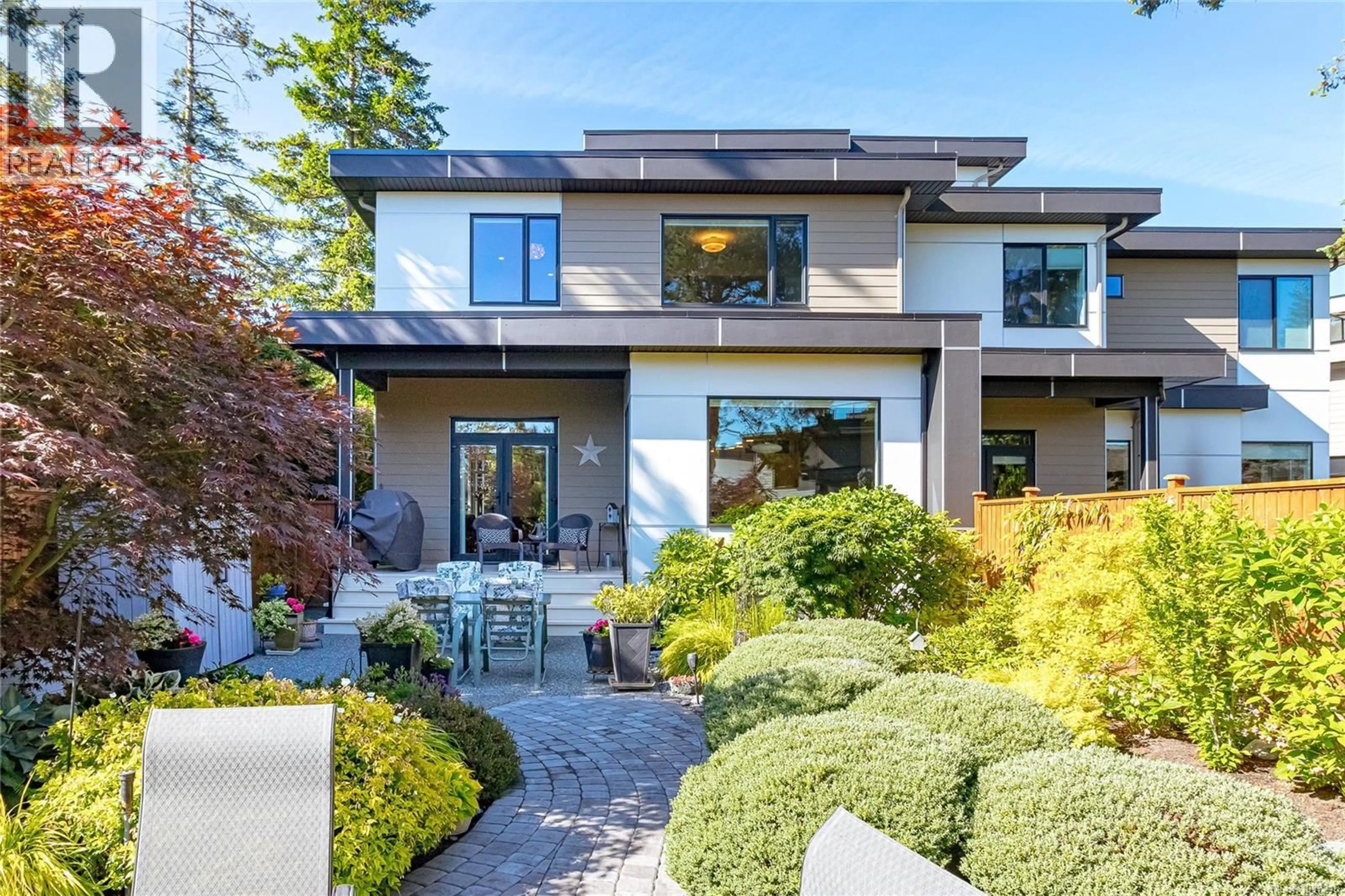 Home with brick exterior material, street for 2298 GAIL PLACE, Sidney British Columbia V8L2S2