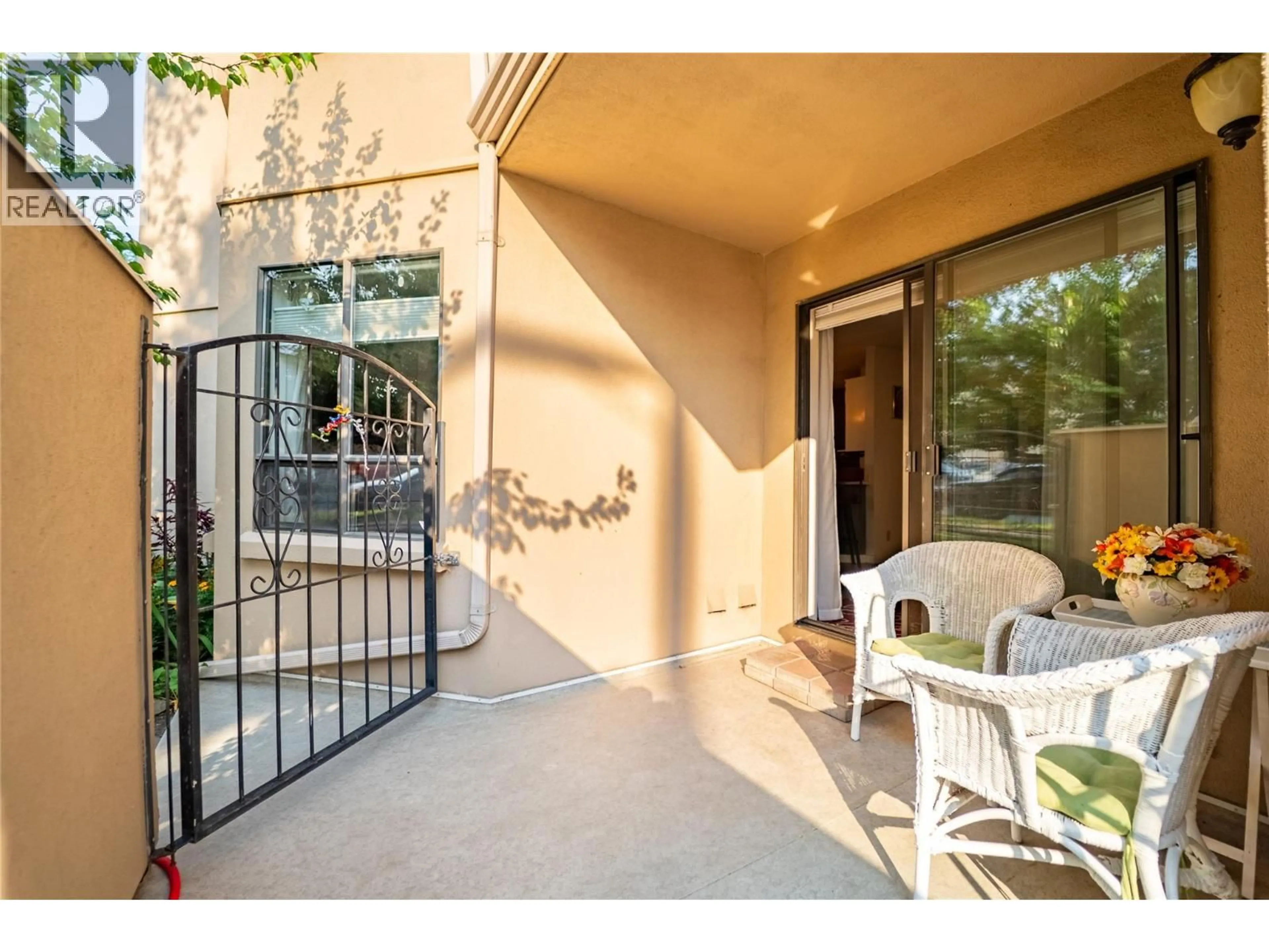 Patio, street for 108 - 338 NICOLA STREET, Kamloops British Columbia V2C2P5