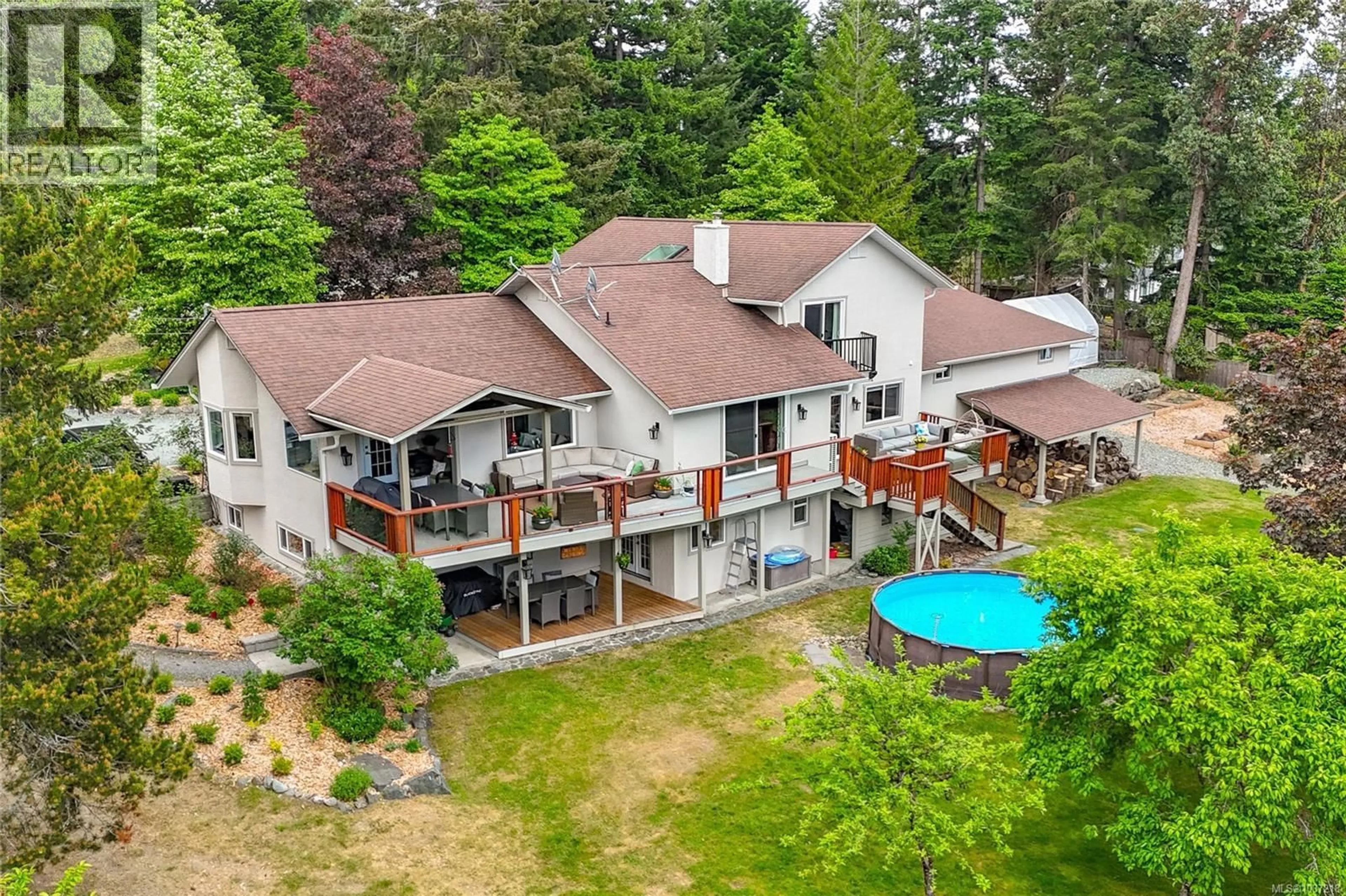 A pic from outside/outdoor area/front of a property/back of a property/a pic from drone, water/lake/river/ocean view for 3729 PANORAMA CRESCENT, Chemainus British Columbia V0R1K4