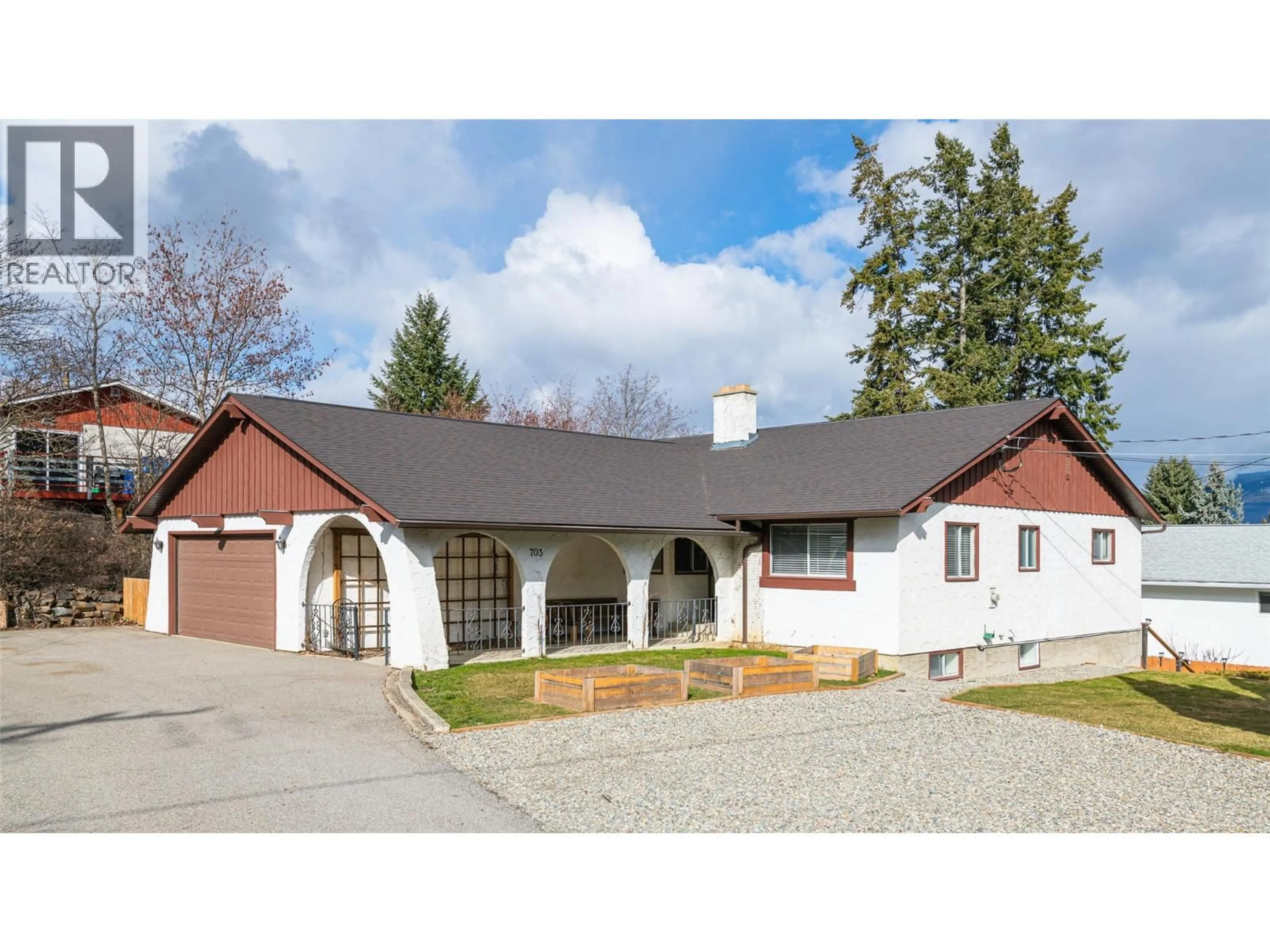 Unknown for 703 11TH AVENUE NORTH, Creston British Columbia V0B1G4