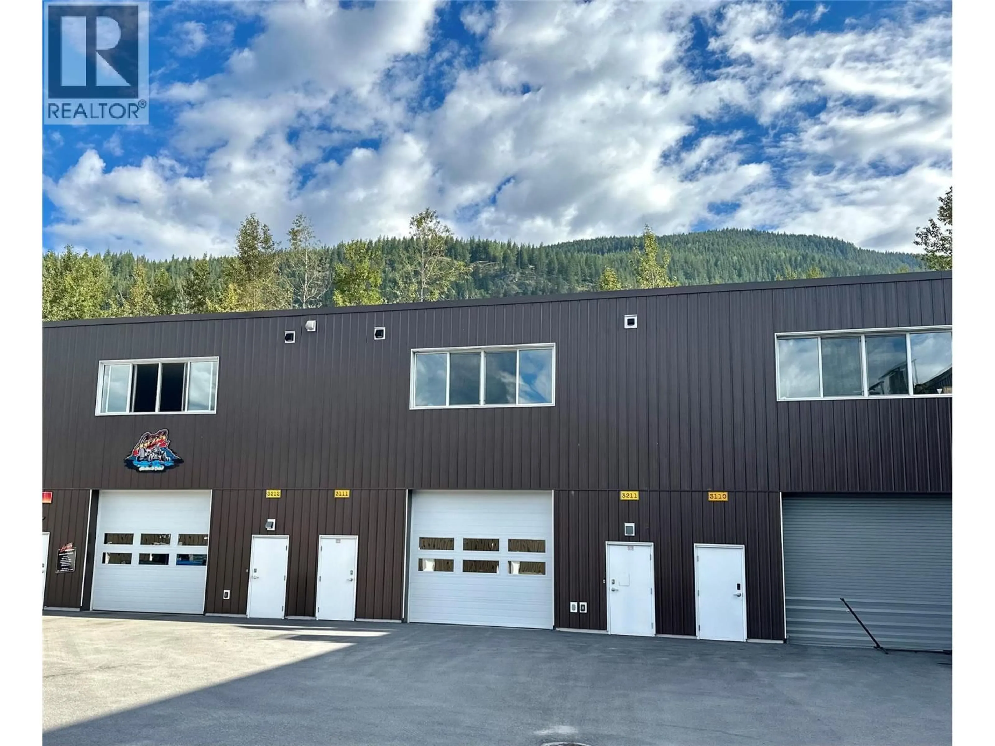 Indoor garage for POWERHOUSE ROAD, Revelstoke British Columbia V0E2S0