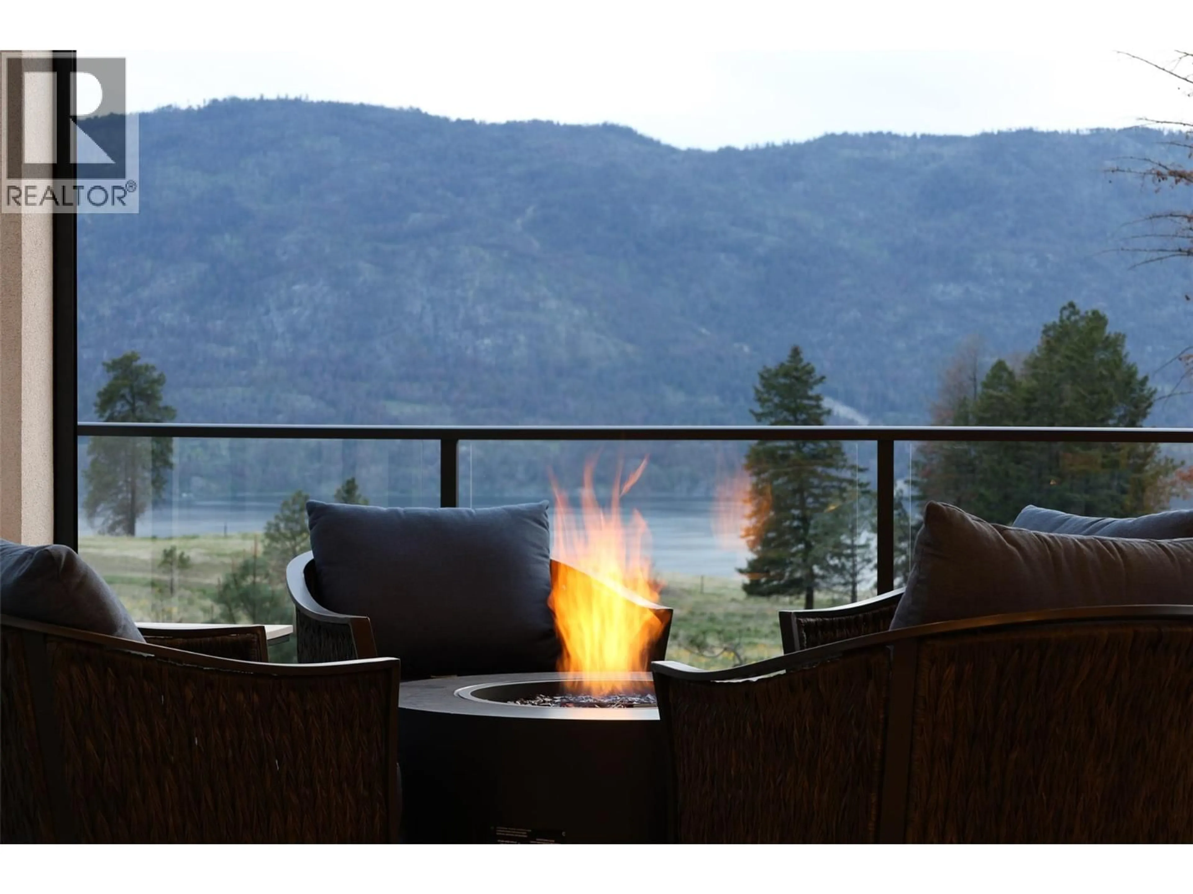 Patio, mountain view for 25 - 10100 TYNDALL ROAD, Lake Country British Columbia V4V0A9