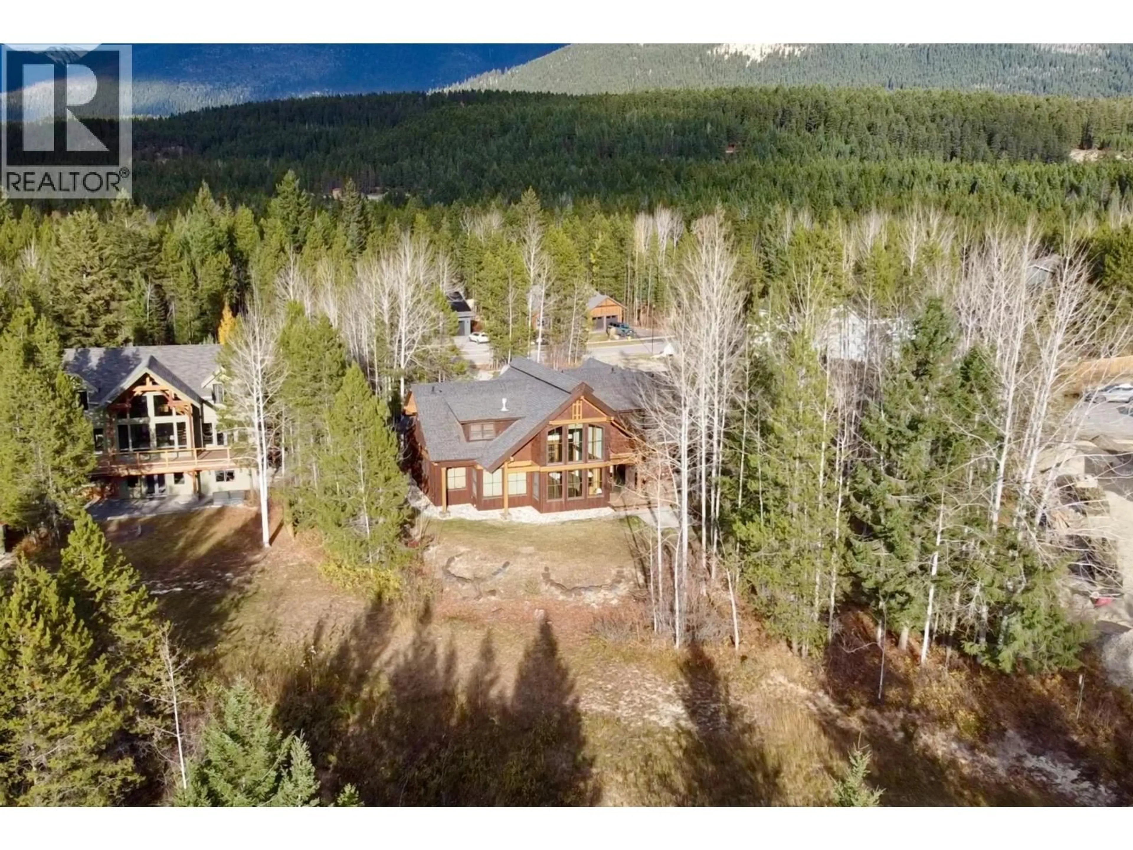 A pic from outside/outdoor area/front of a property/back of a property/a pic from drone, mountain view for 1517 QUARTZ CRESCENT, Golden British Columbia V0A1H1