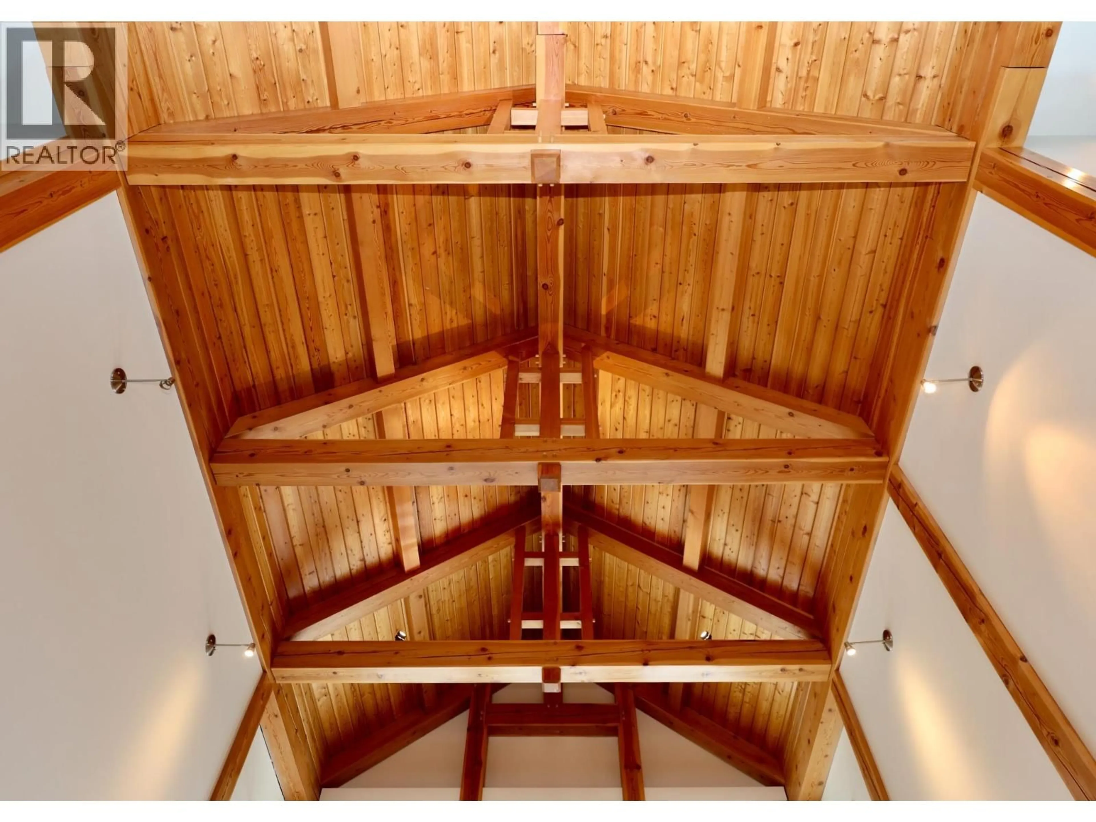 Unknown for 1517 QUARTZ CRESCENT, Golden British Columbia V0A1H1