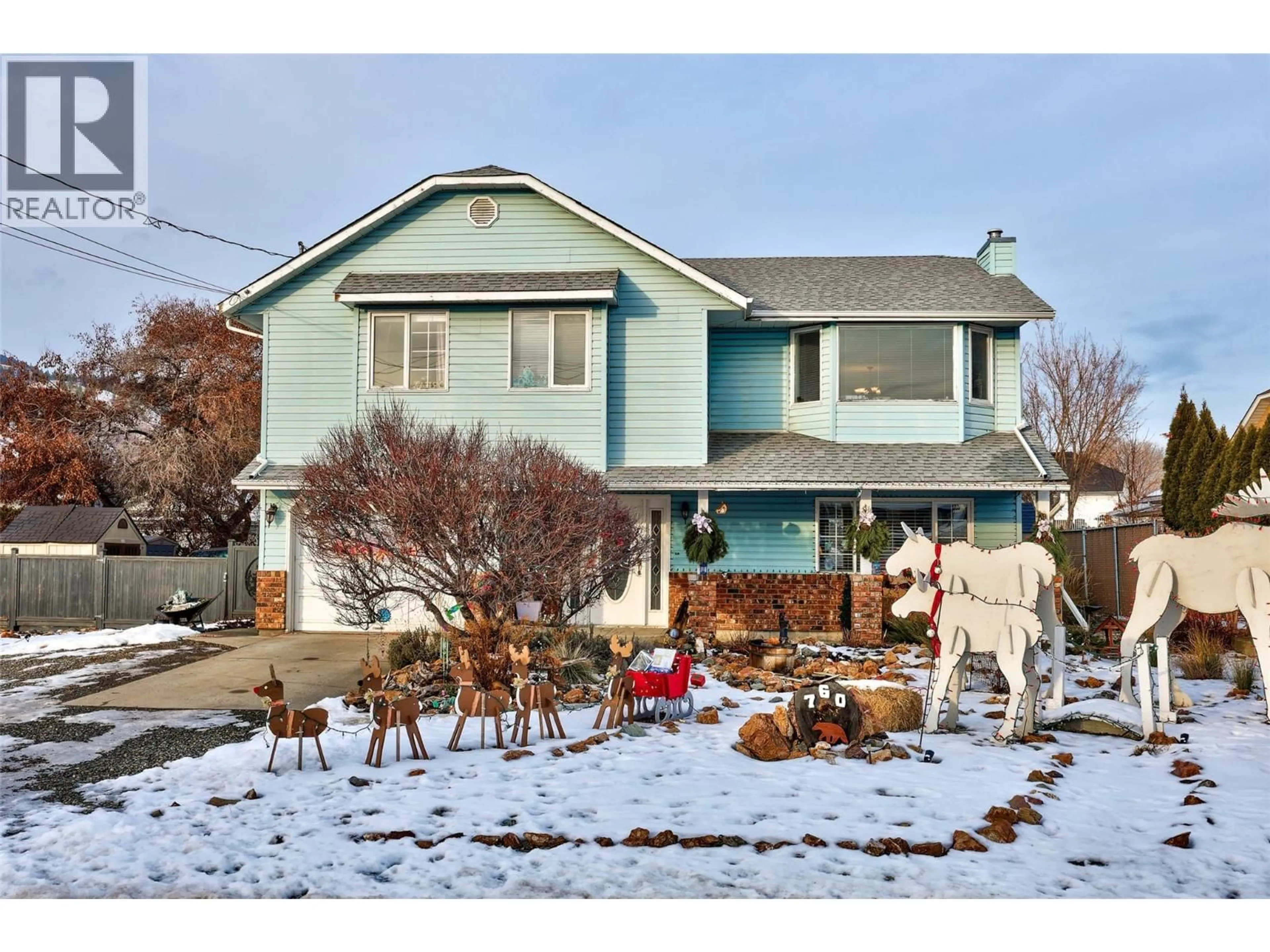 Home with vinyl exterior material, street for 760 BISSETTE ROAD, Kamloops British Columbia V2B8H7