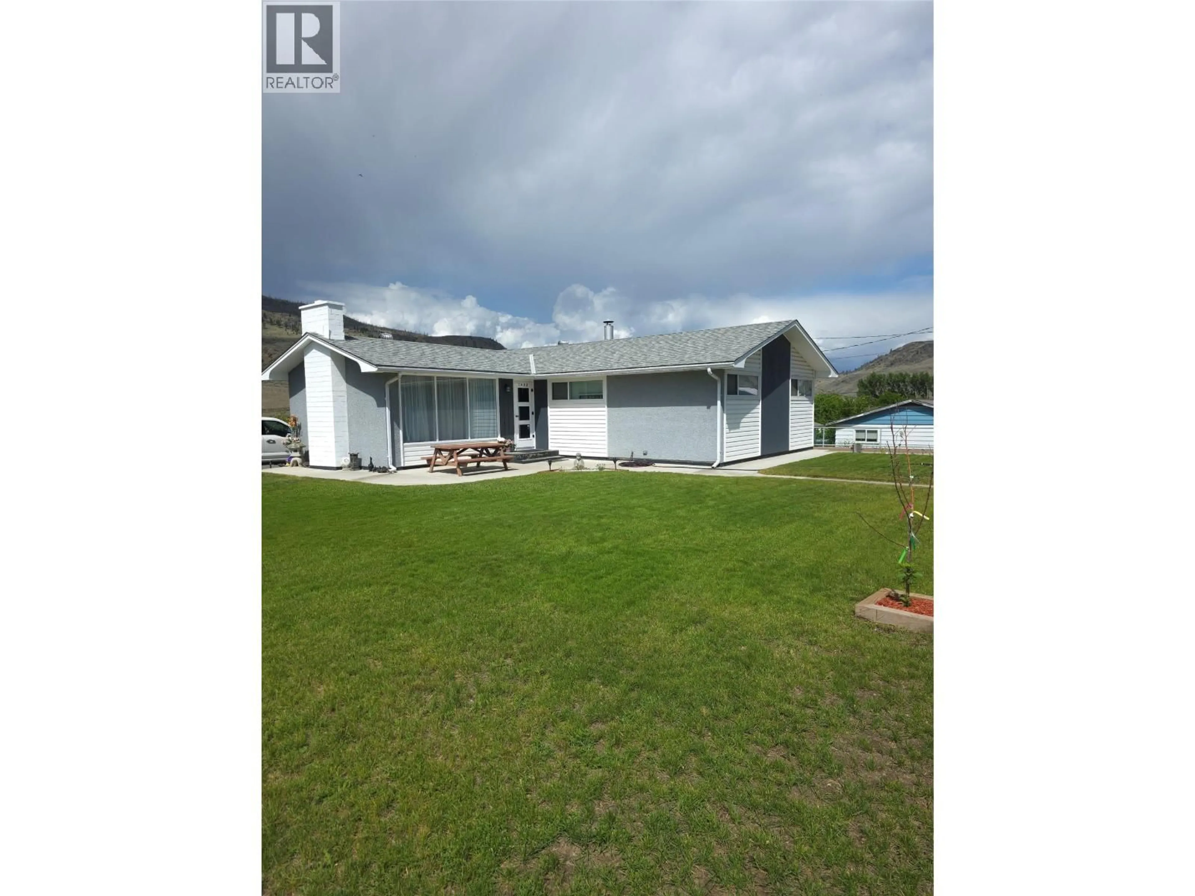 A pic from outside/outdoor area/front of a property/back of a property/a pic from drone, water/lake/river/ocean view for 1408 QUARTZ ROAD, Cache Creek British Columbia V0K1A0