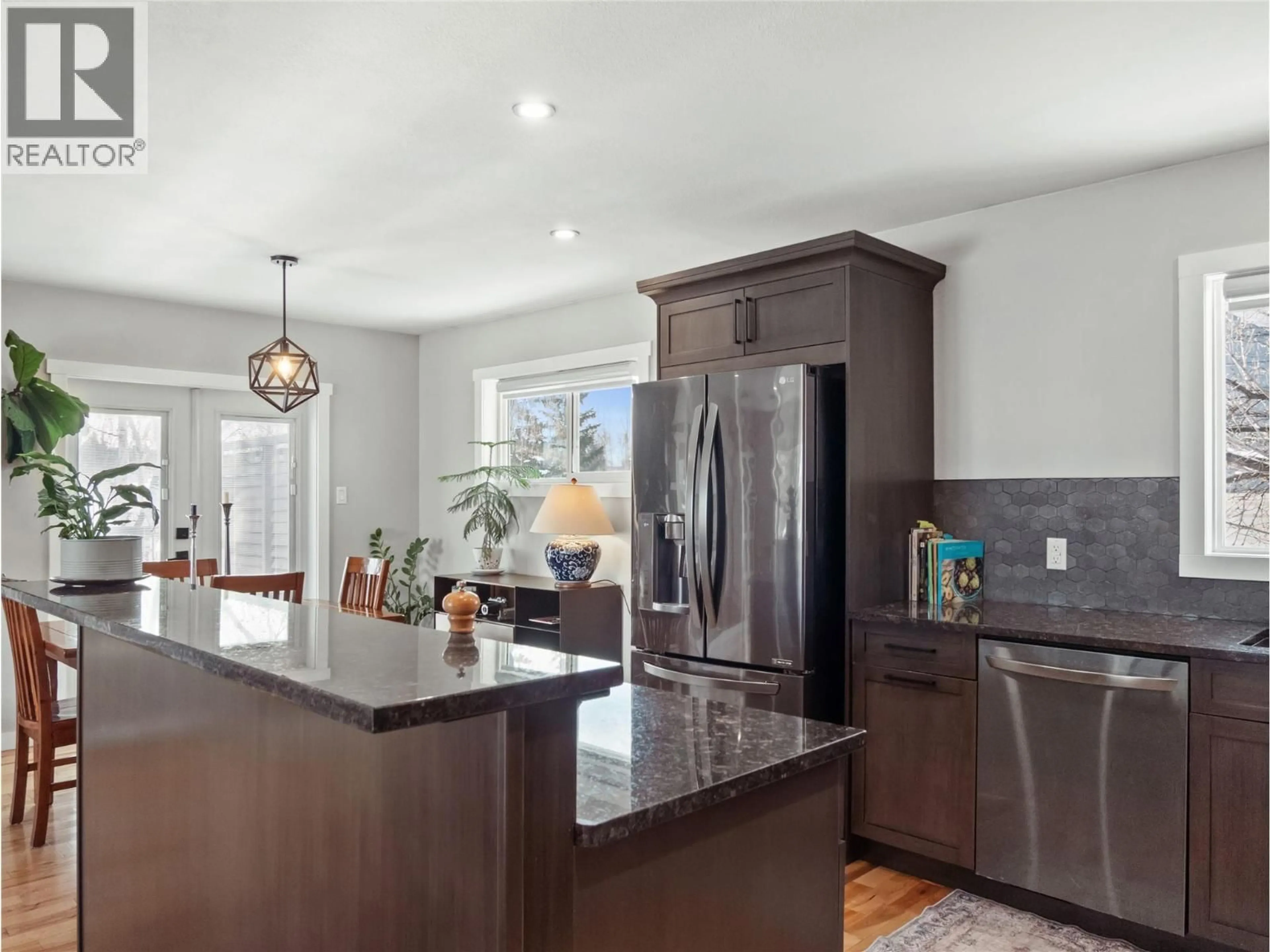 Open concept kitchen, ceramic/tile floor for 1500 105 AVENUE, Dawson Creek British Columbia V1G2M4