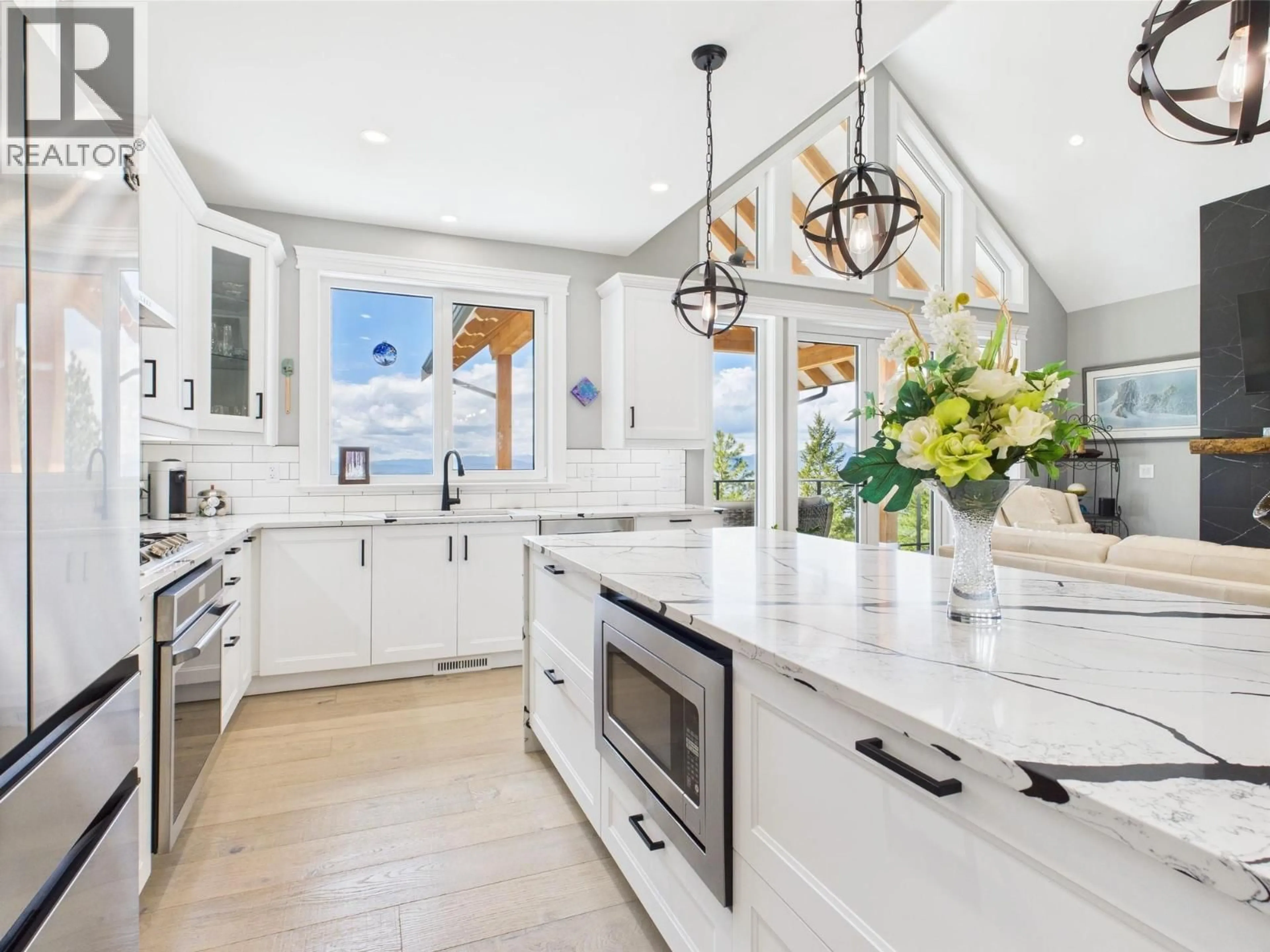 Open concept kitchen, unknown for 125 FALCON PLACE, Osoyoos British Columbia V0H1V6