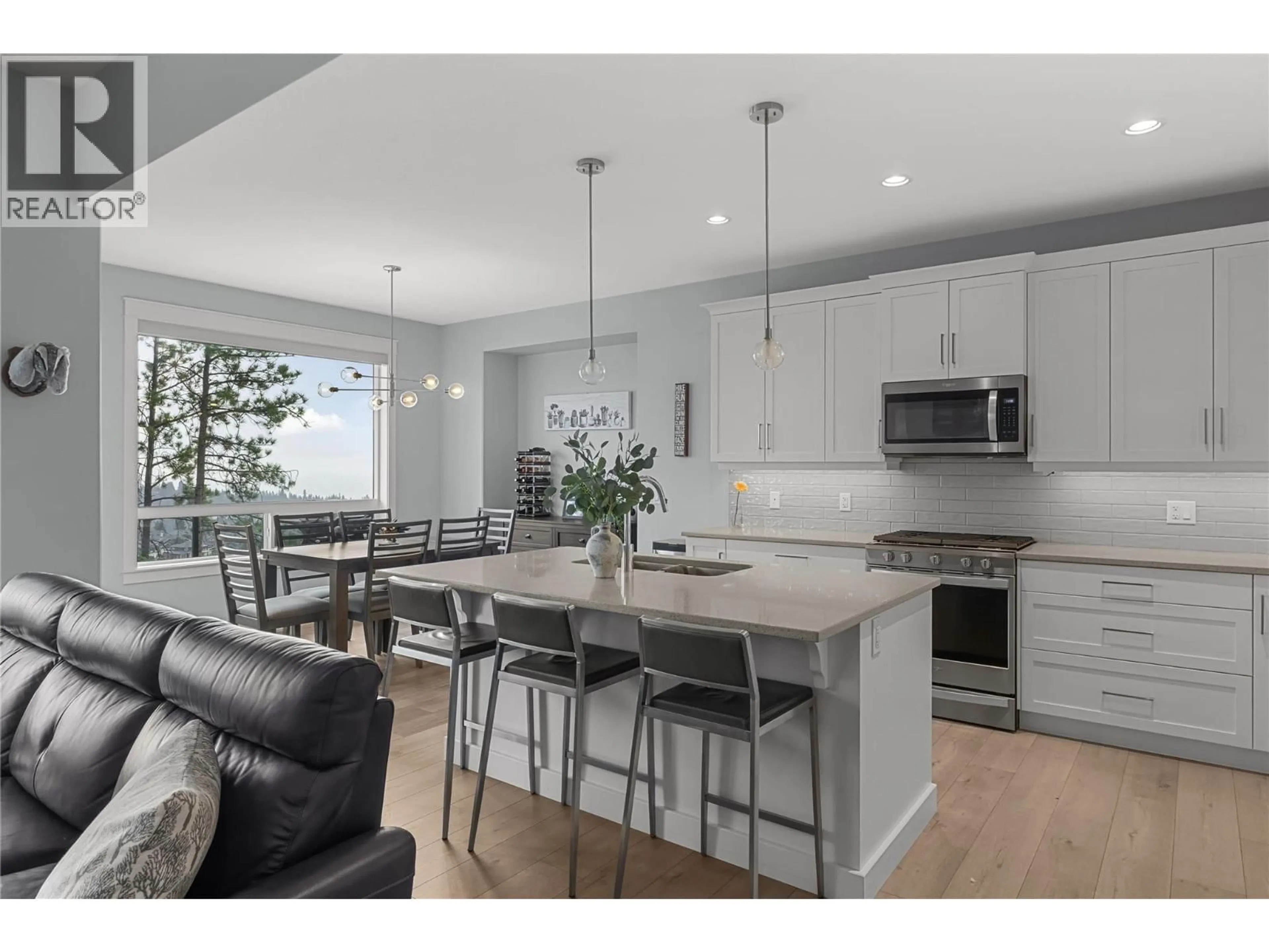 Open concept kitchen, unknown for 2573 CROWN CREST DRIVE, West Kelowna British Columbia V4T3N3