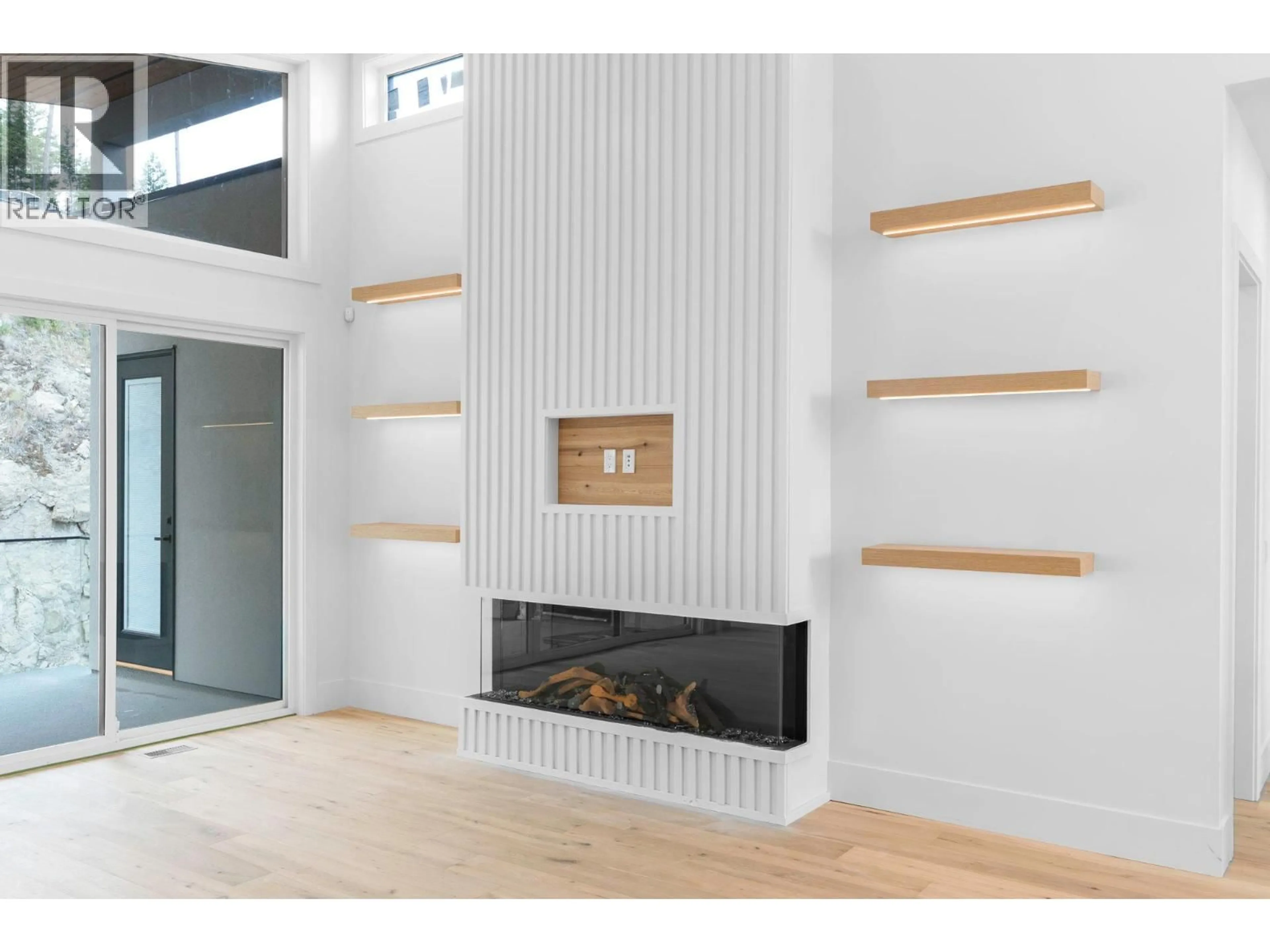 Unknown for 2095 CORTINA DRIVE, Kelowna British Columbia V1P1V1