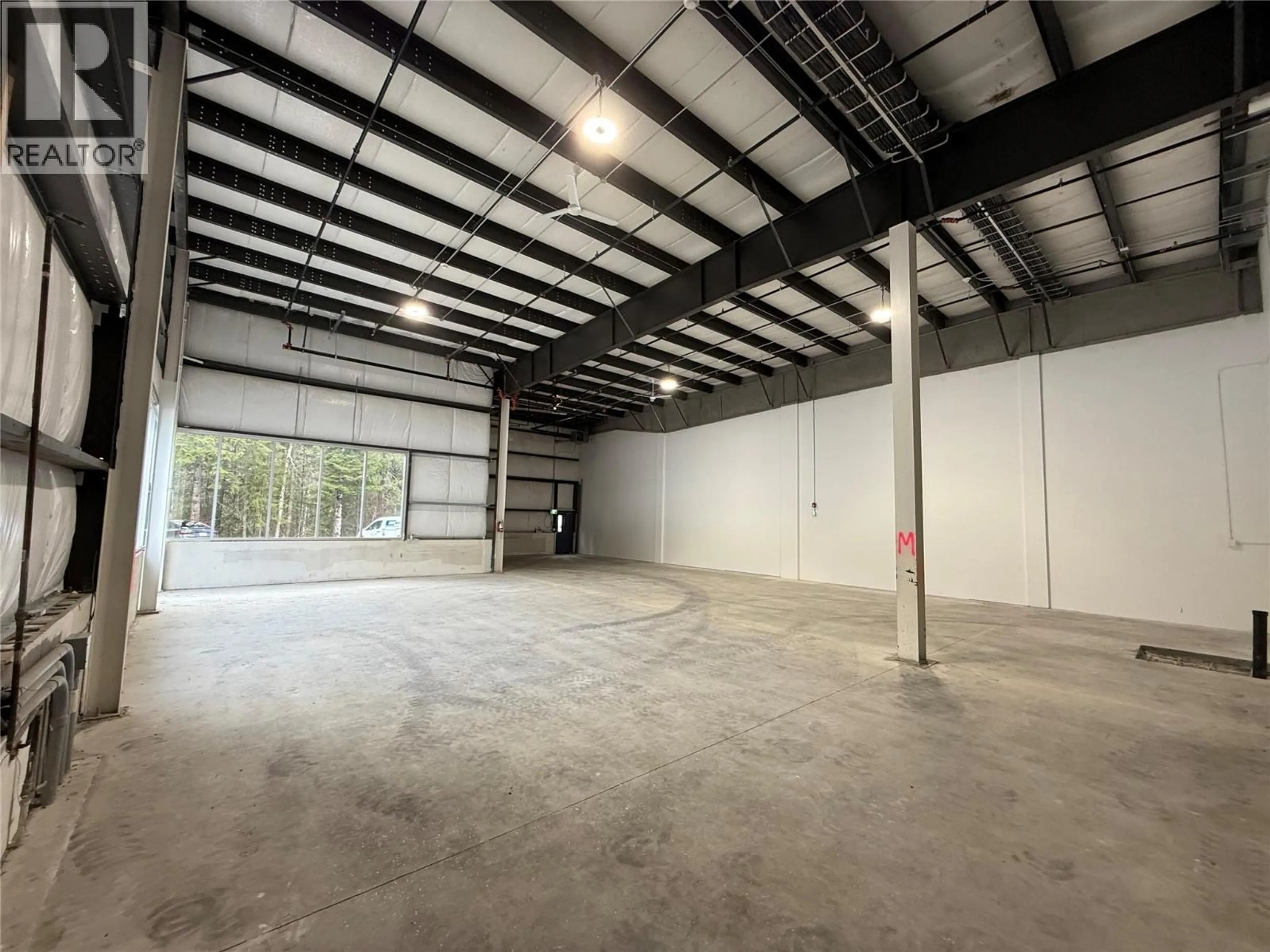 Indoor garage for 16 - 1155 INSIGHT DRIVE, Nelson British Columbia V1L5P5