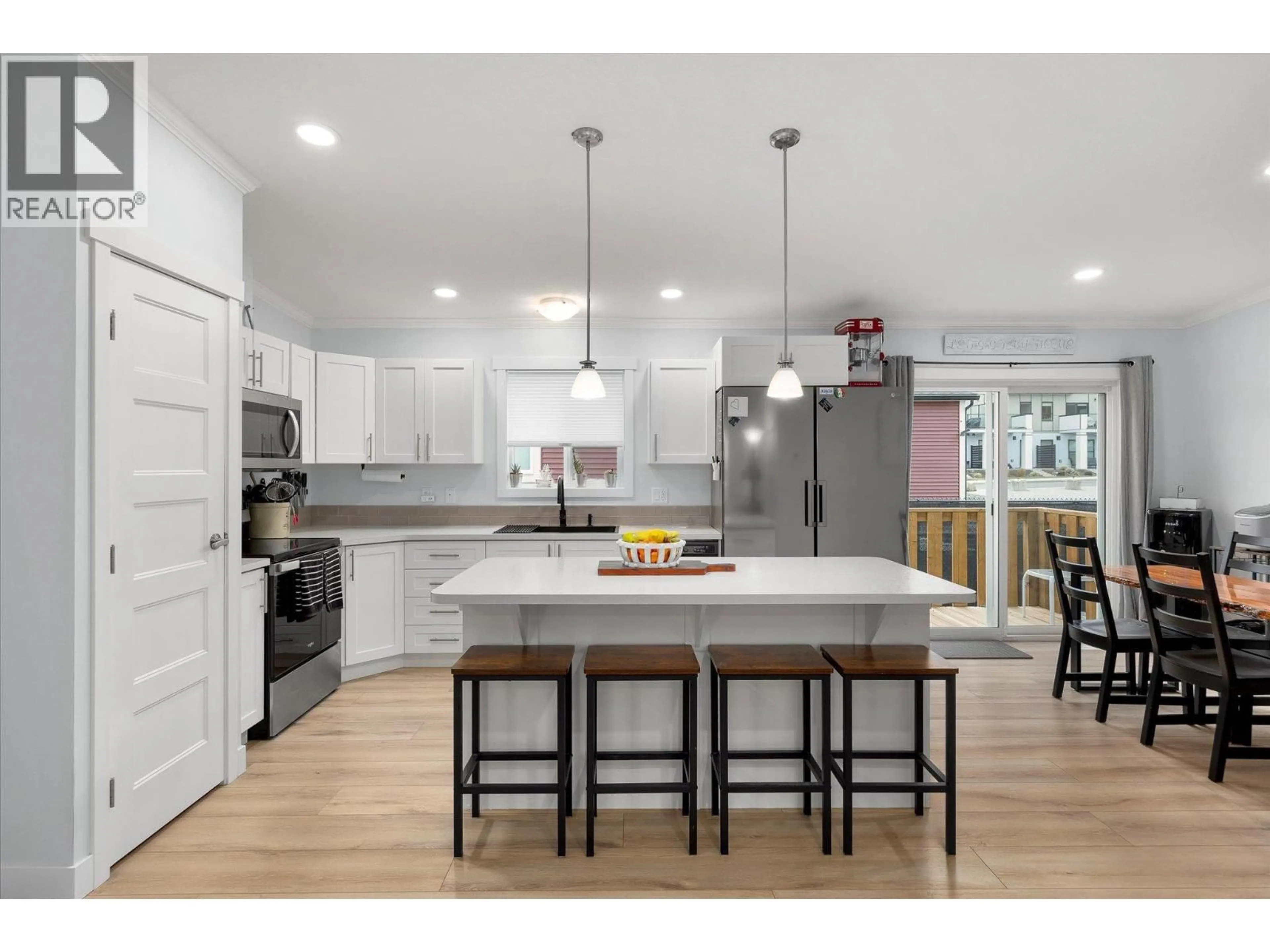 Open concept kitchen, unknown for 50 - 1835 NANCEE WAY COURT, West Kelowna British Columbia V1Z4C1