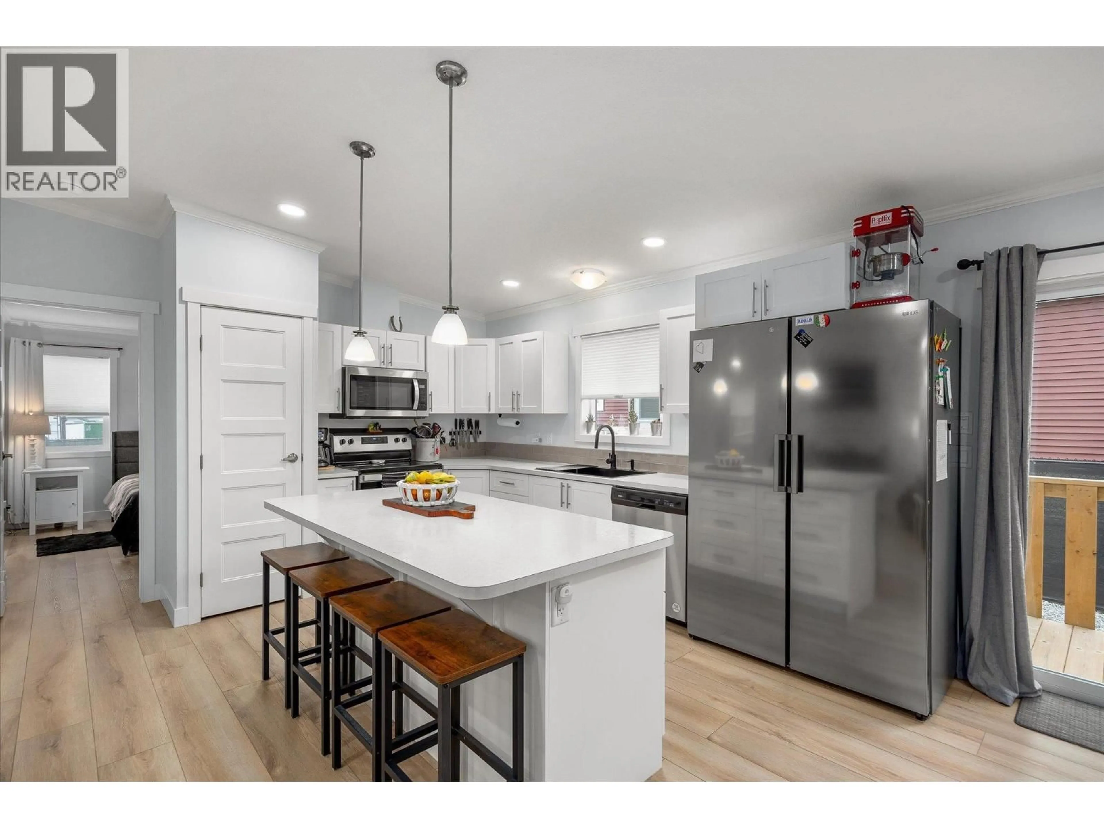 Open concept kitchen, unknown for 50 - 1835 NANCEE WAY COURT, West Kelowna British Columbia V1Z4C1