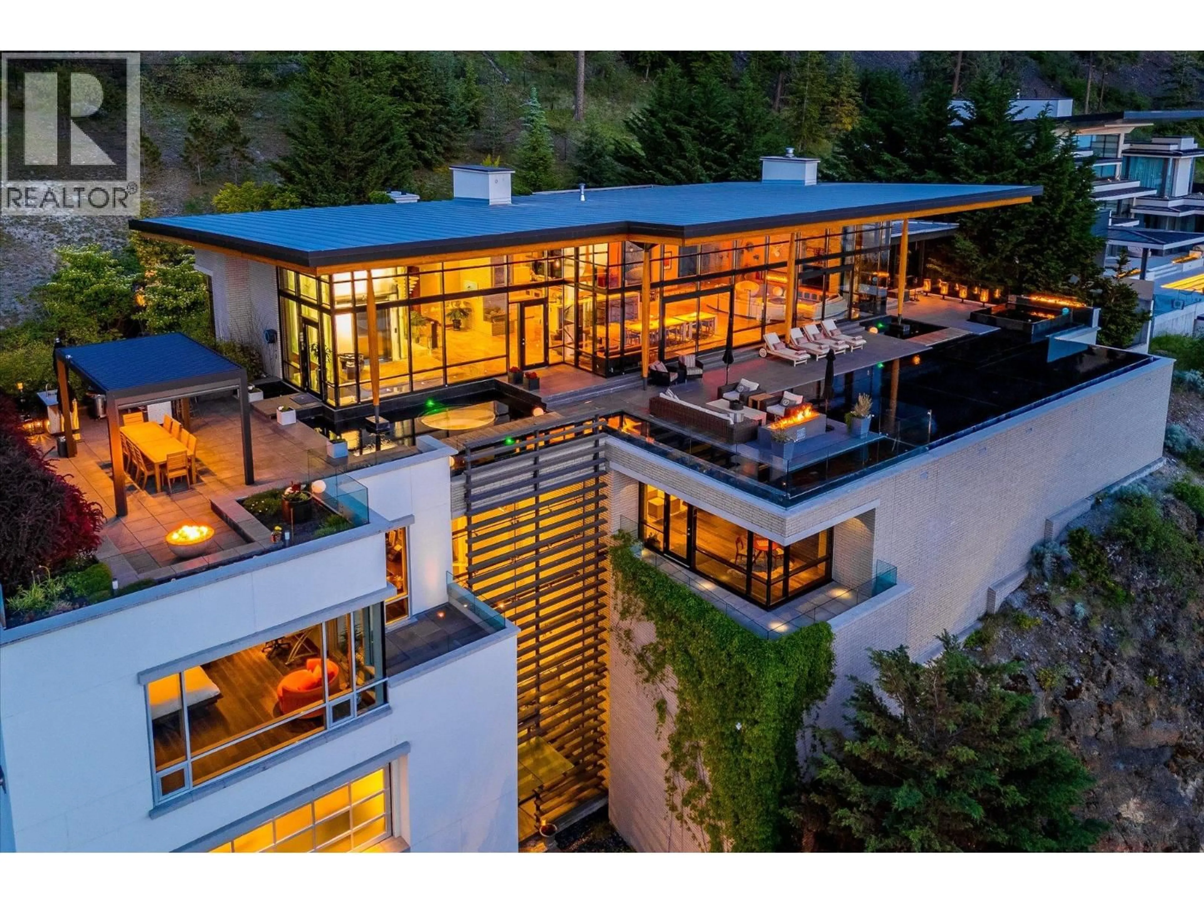 Unknown for 19 - 180 SHEERWATER COURT, Kelowna British Columbia V1V2X1