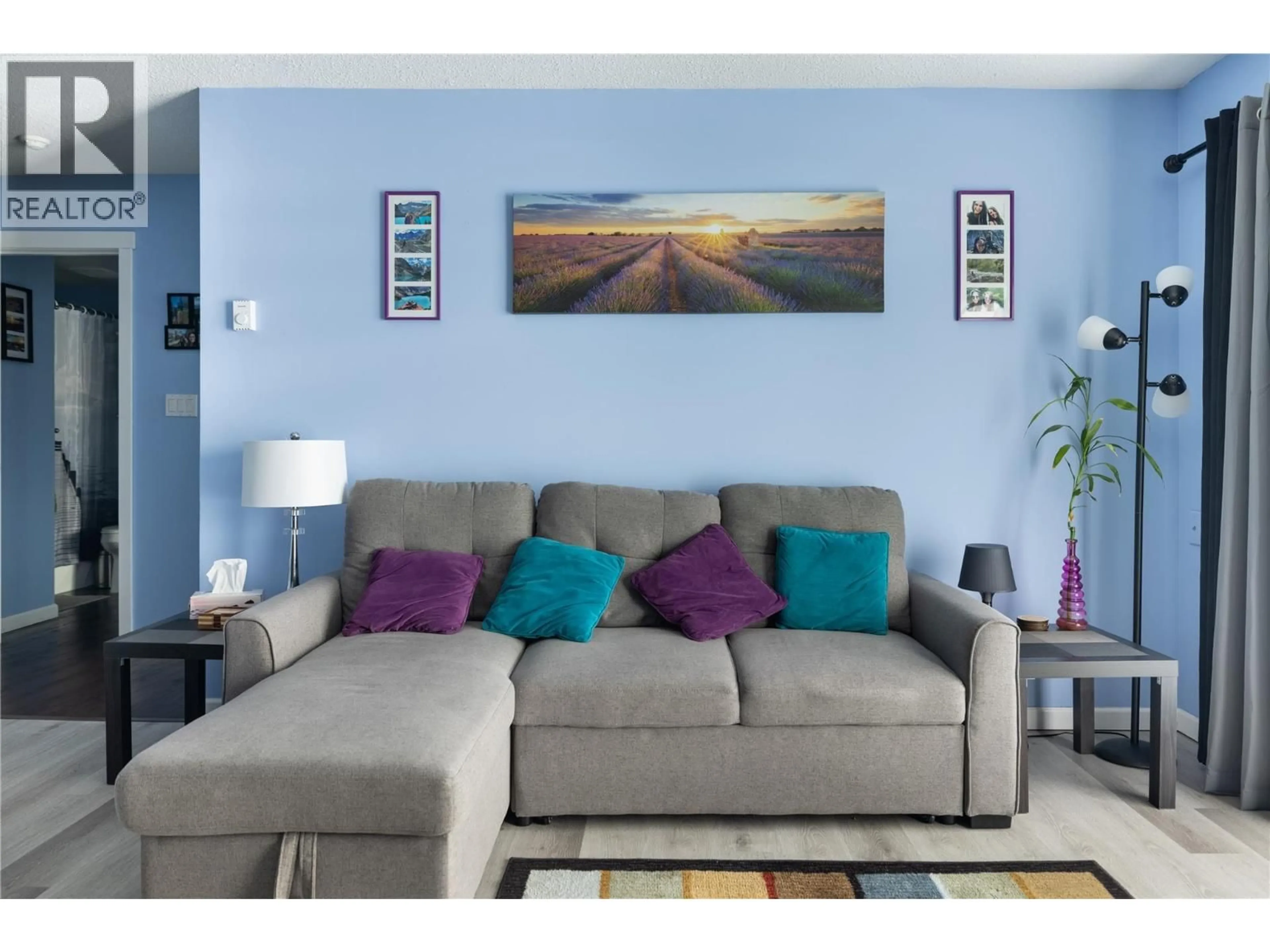 Living room with furniture, unknown for 252 - 715 LEATHEAD ROAD, Kelowna British Columbia V1X5W3