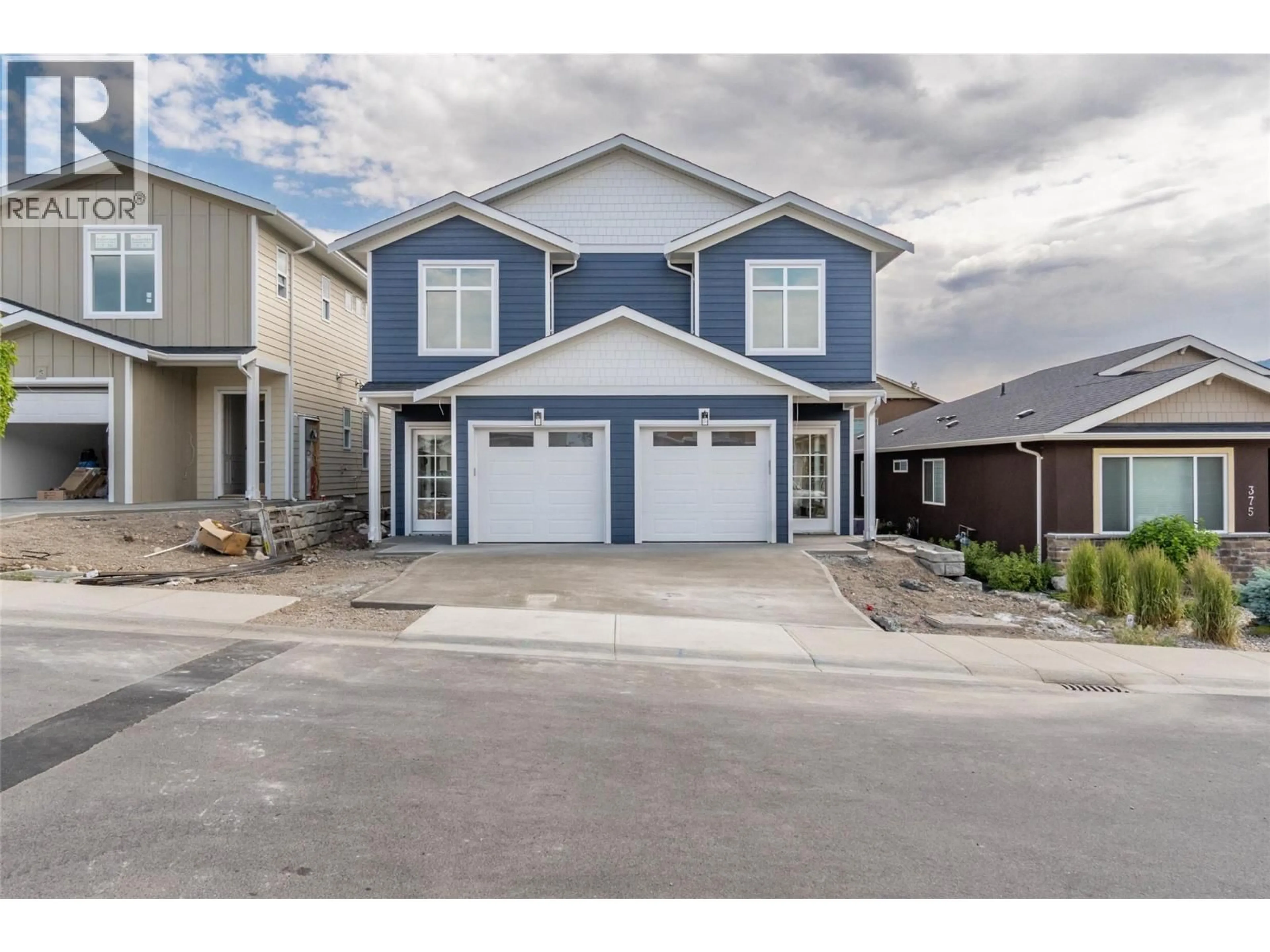 Home with vinyl exterior material, street for 381 CHARDONNAY AVENUE, Oliver British Columbia V0H1T4