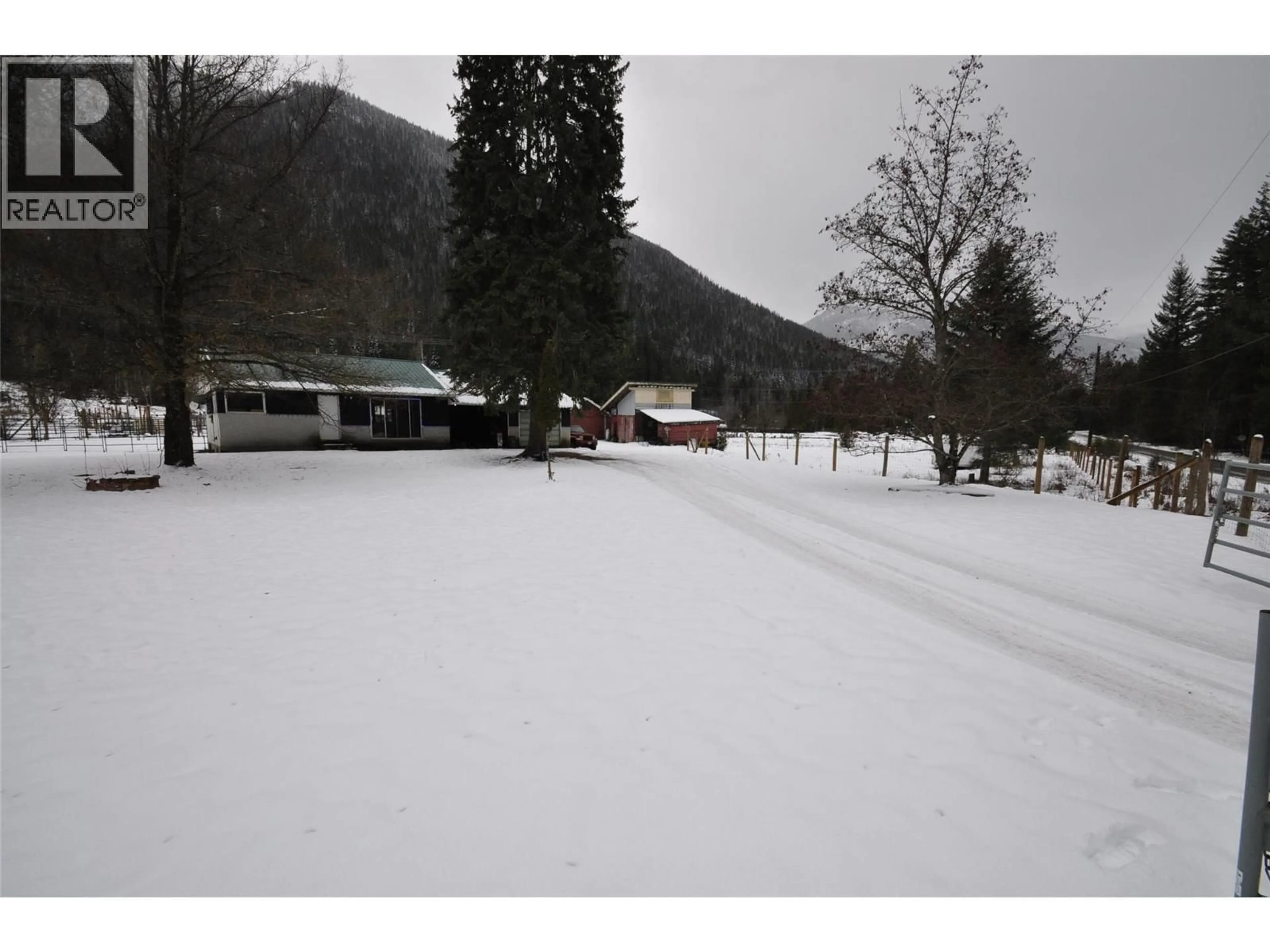 Blurry image for 4085 PASSMORE UPPER ROAD, Winlaw British Columbia V0G2J0