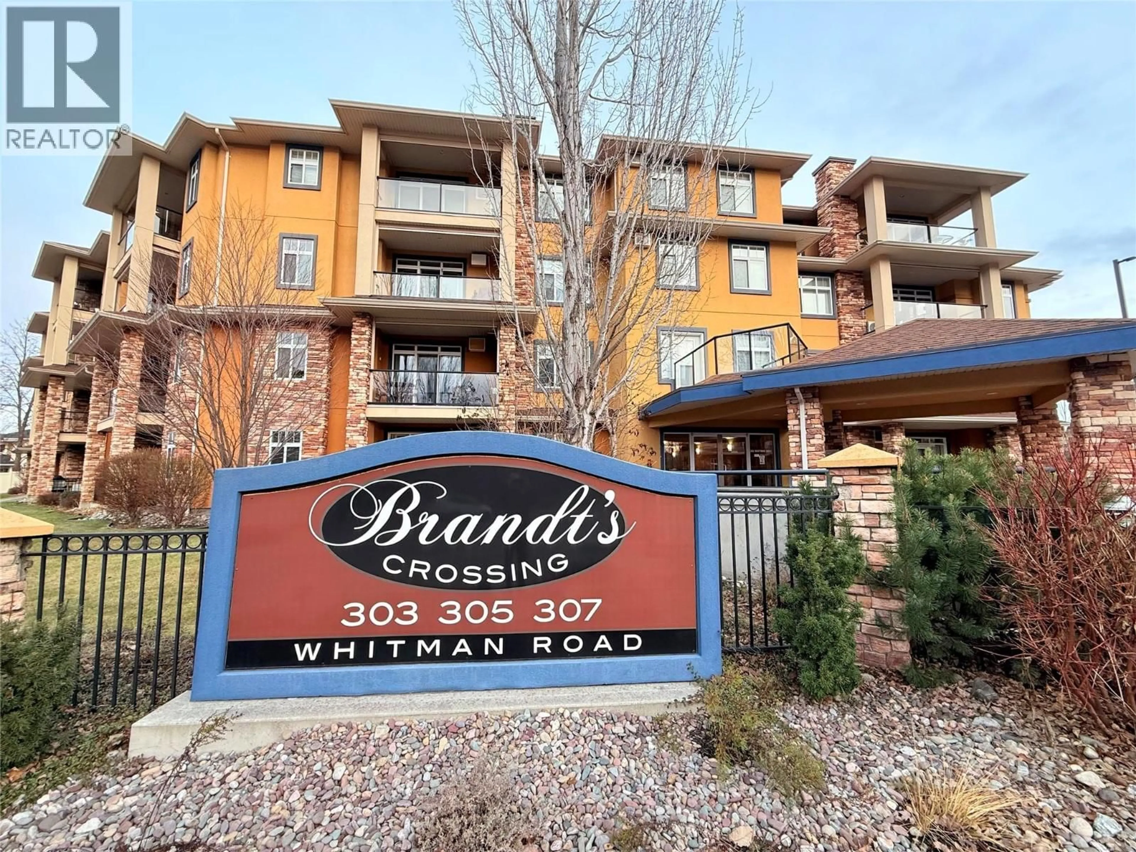Unknown for 208 - 305 WHITMAN ROAD, Kelowna British Columbia V1V2P3
