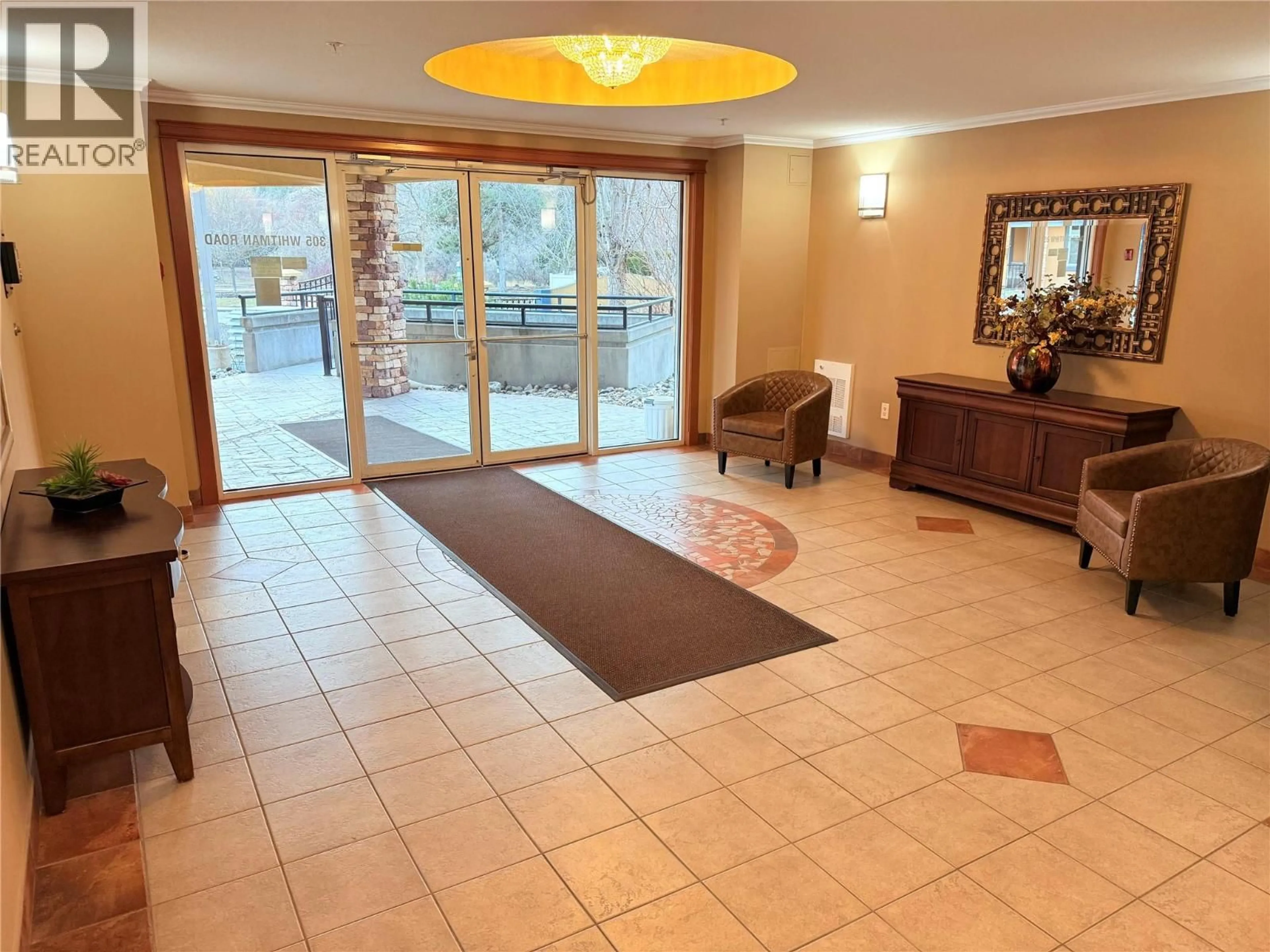 Lobby for 208 - 305 WHITMAN ROAD, Kelowna British Columbia V1V2P3
