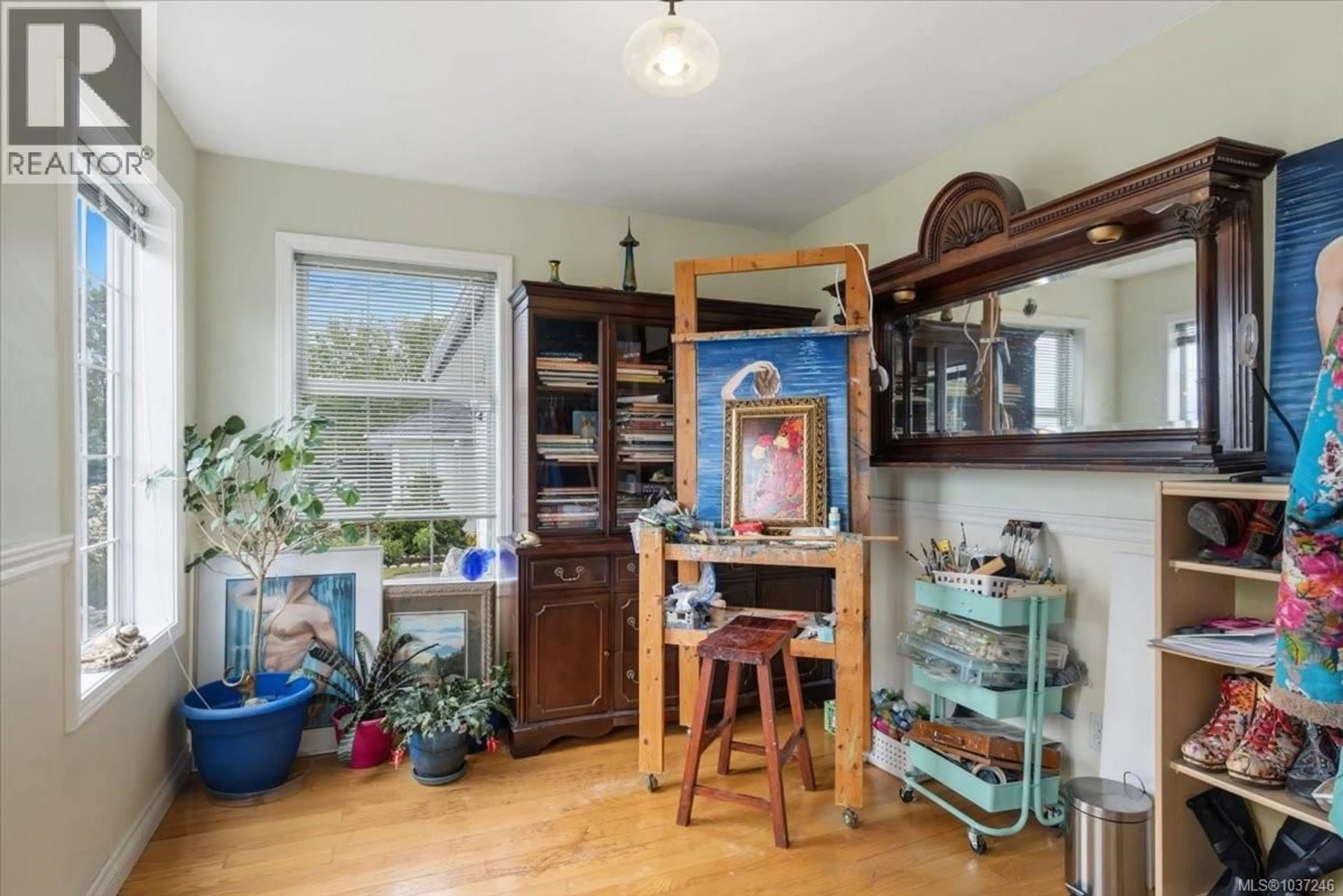 Unknown for 120 HORNBY PLACE, Qualicum Beach British Columbia V9K1R6