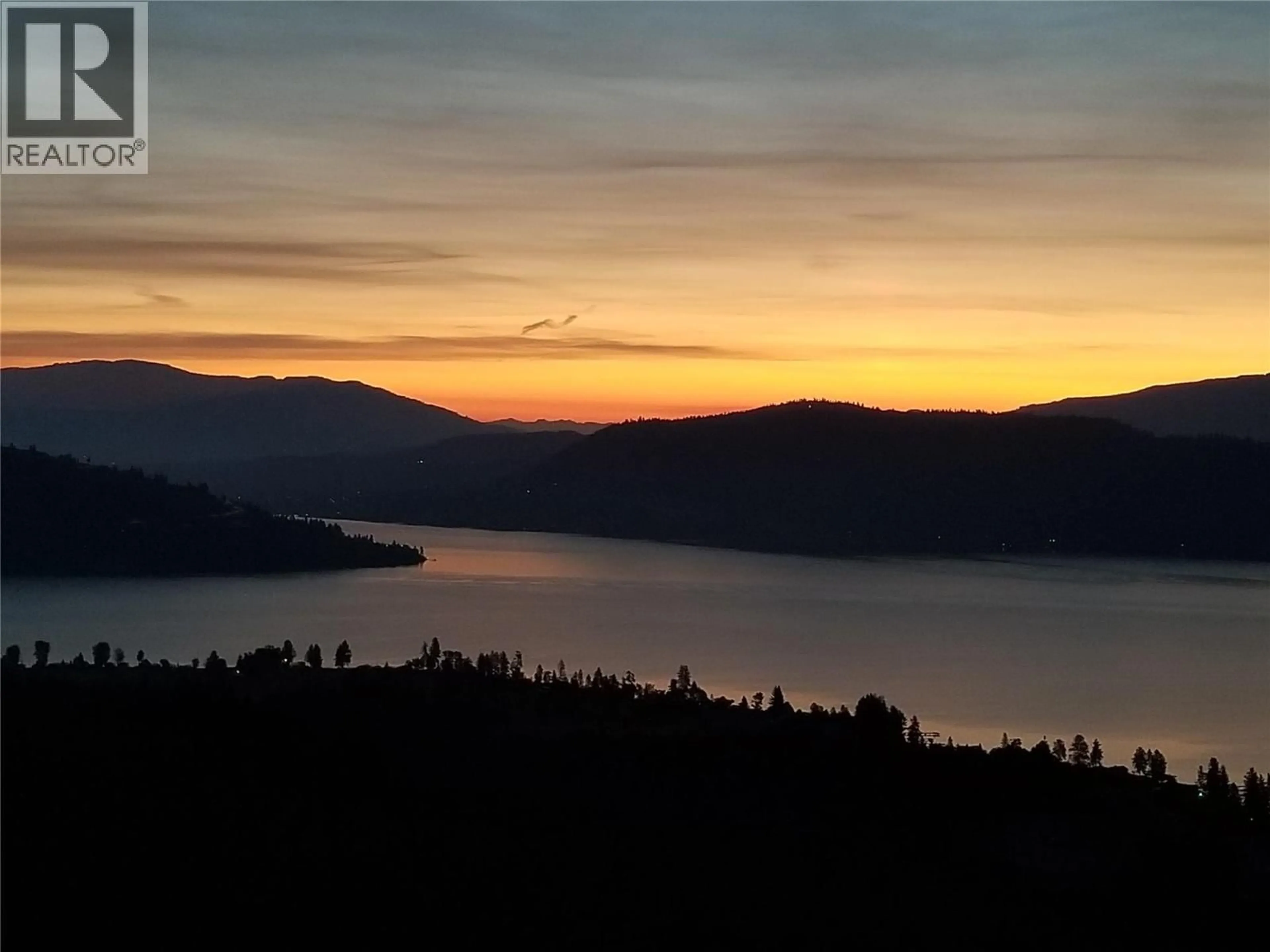 Blurry image for 132 CROWN CRESCENT, Vernon British Columbia V1H2C3