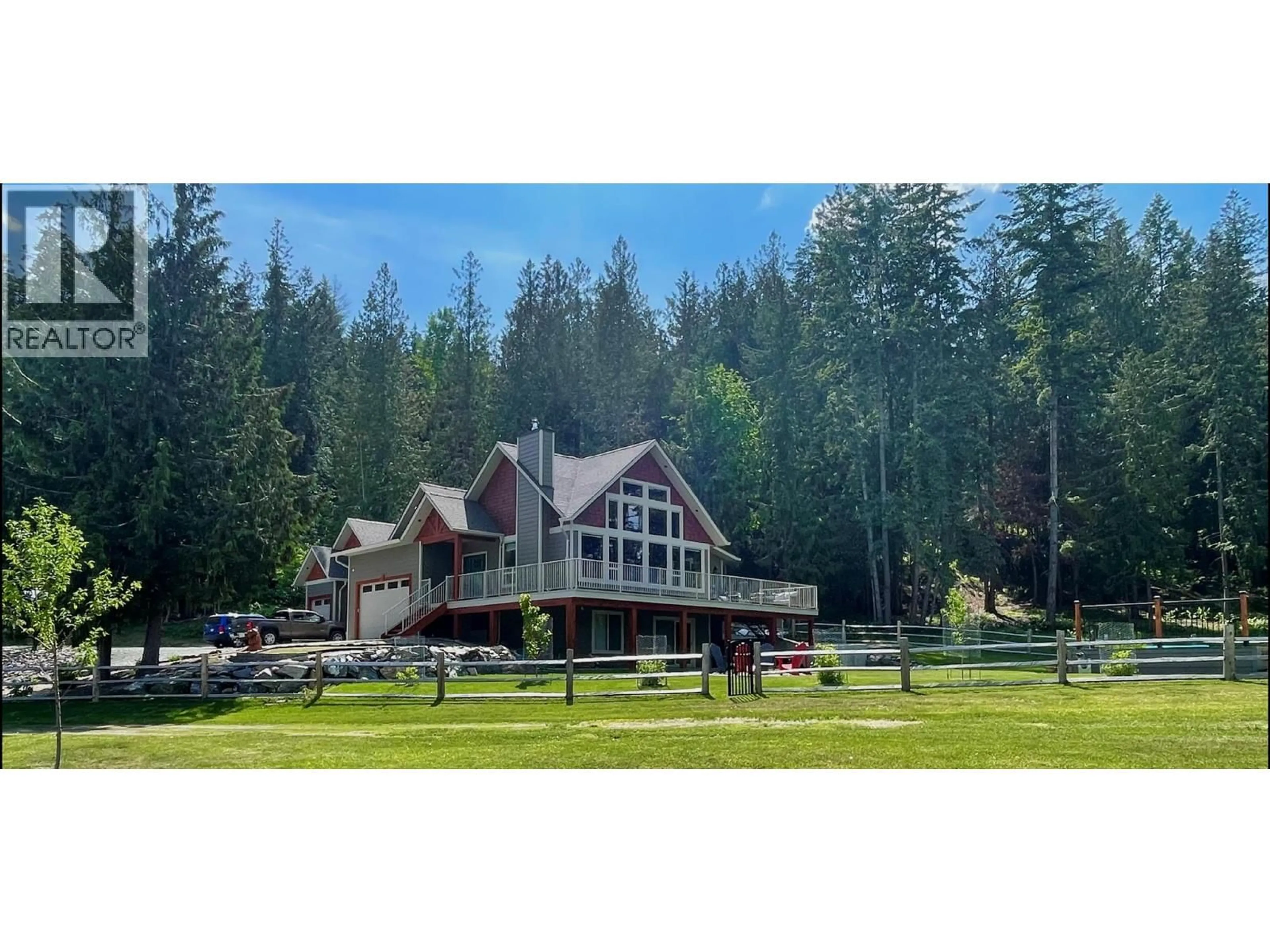 A pic from outside/outdoor area/front of a property/back of a property/a pic from drone, mountain view for 13 - 1171 DIEPPE ROAD, Sorrento British Columbia V0E2W0