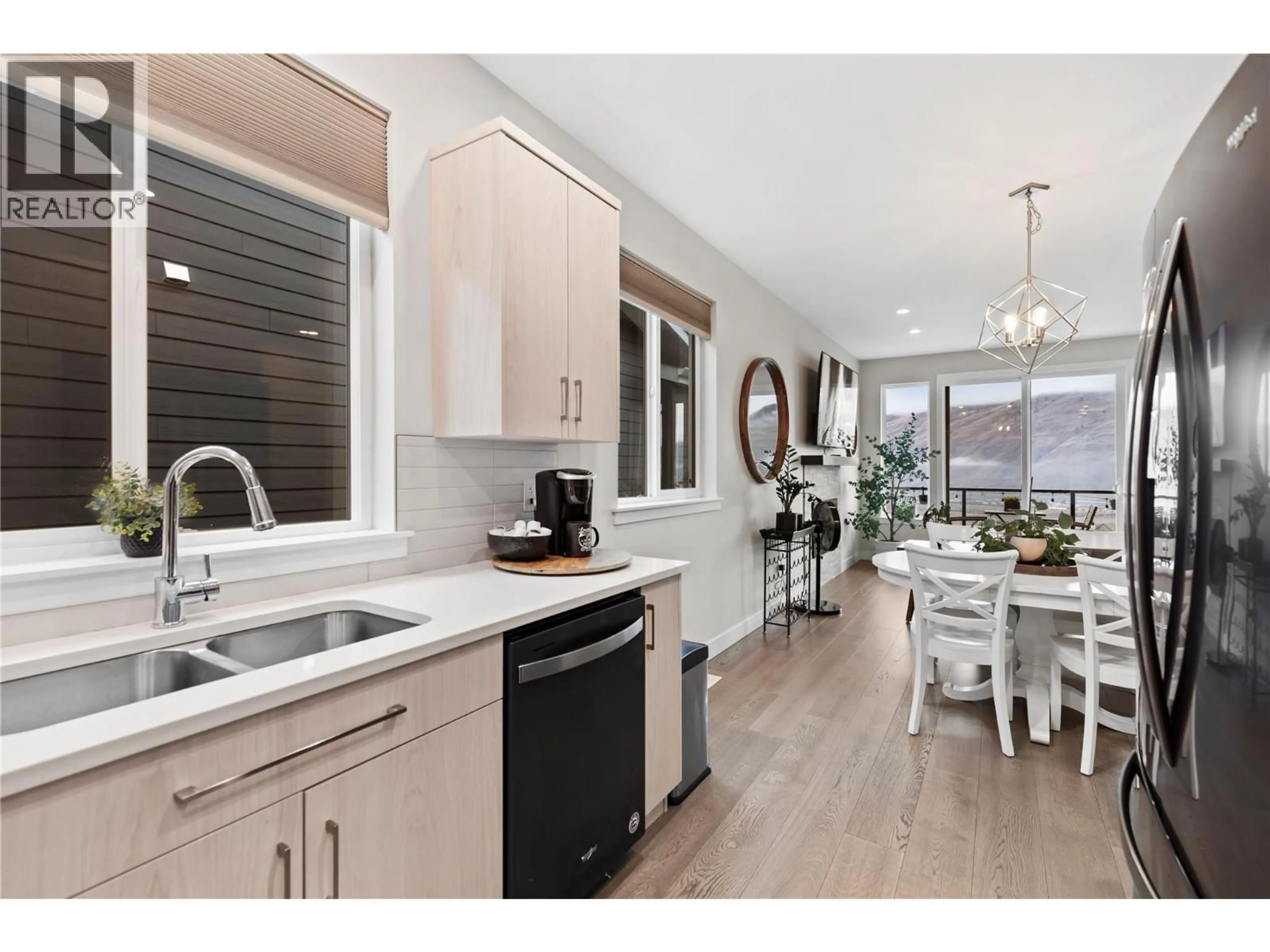 Open concept kitchen, unknown for 124 - 2045 STAGECOACH DRIVE, Kamloops British Columbia V2B0H8