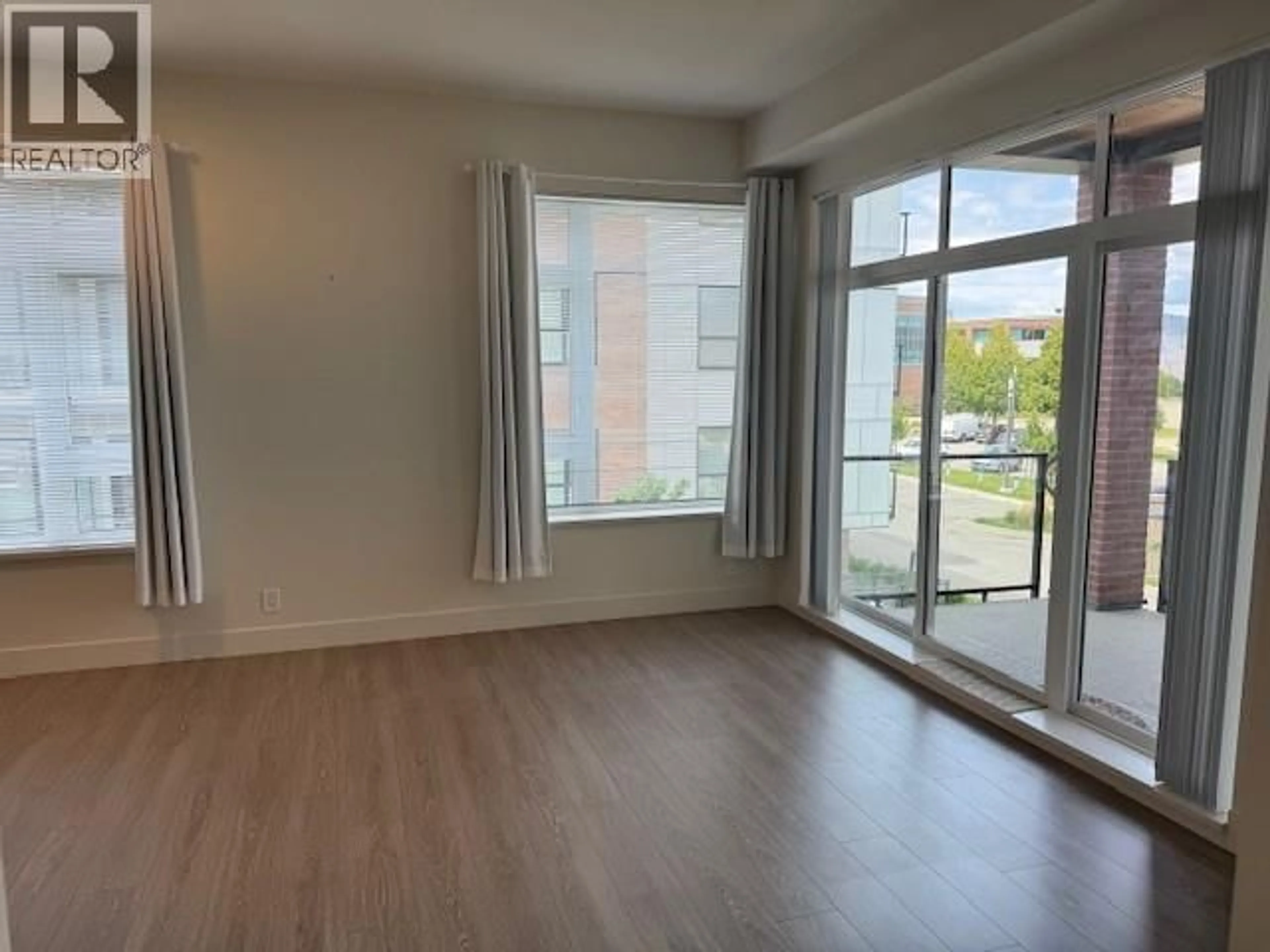 A pic of a room for 311 - 885 UNIVERSITY DRIVE, Kamloops British Columbia V2C0K2