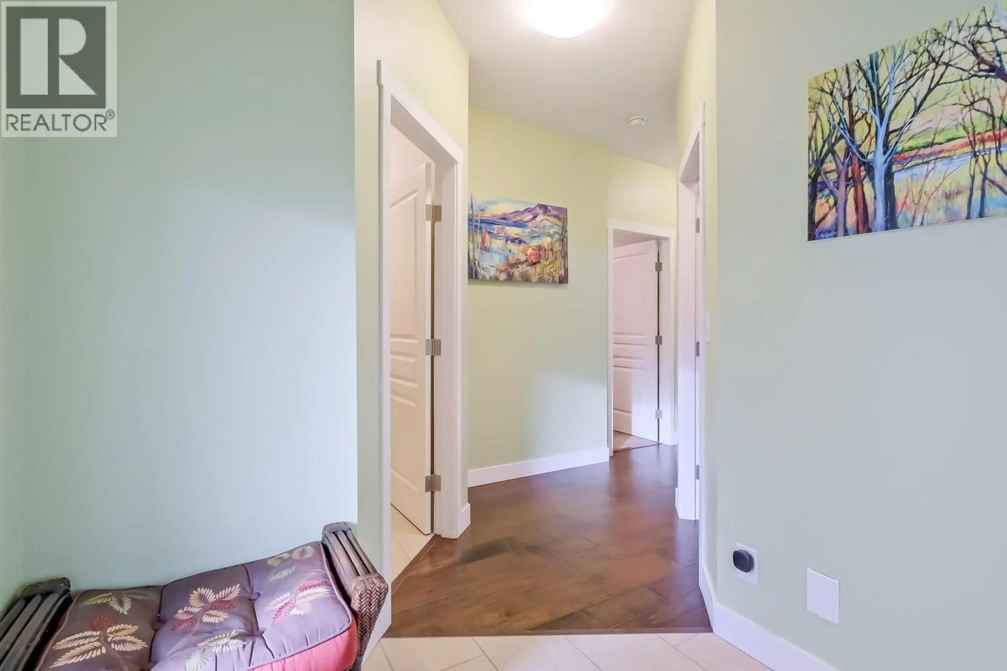 Indoor entryway for 137 - 1675 PENTICTON AVENUE, Penticton British Columbia V2A9E2