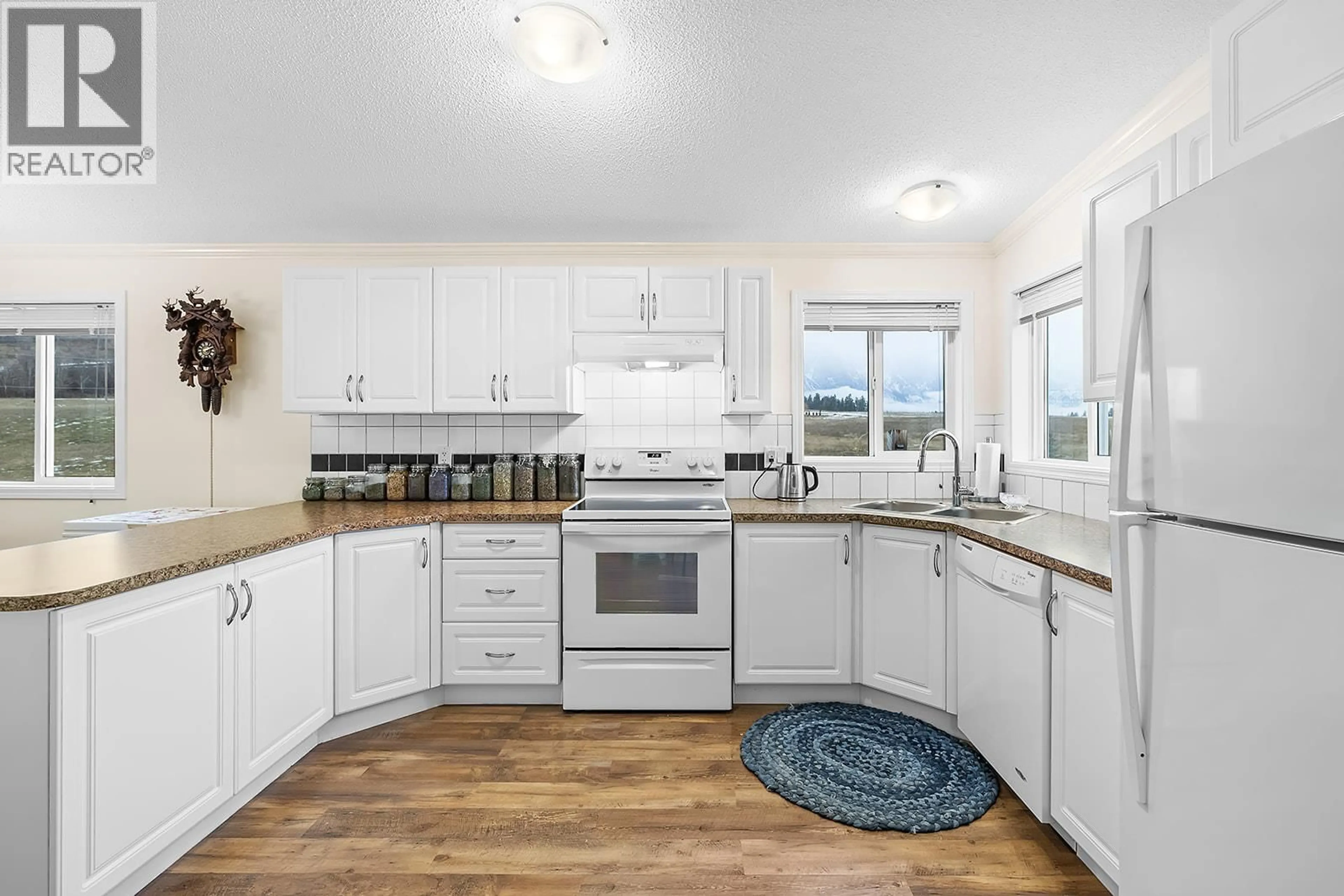 Open concept kitchen, unknown for 3149 PHILLIPS ROAD, Lister British Columbia V0B1G2