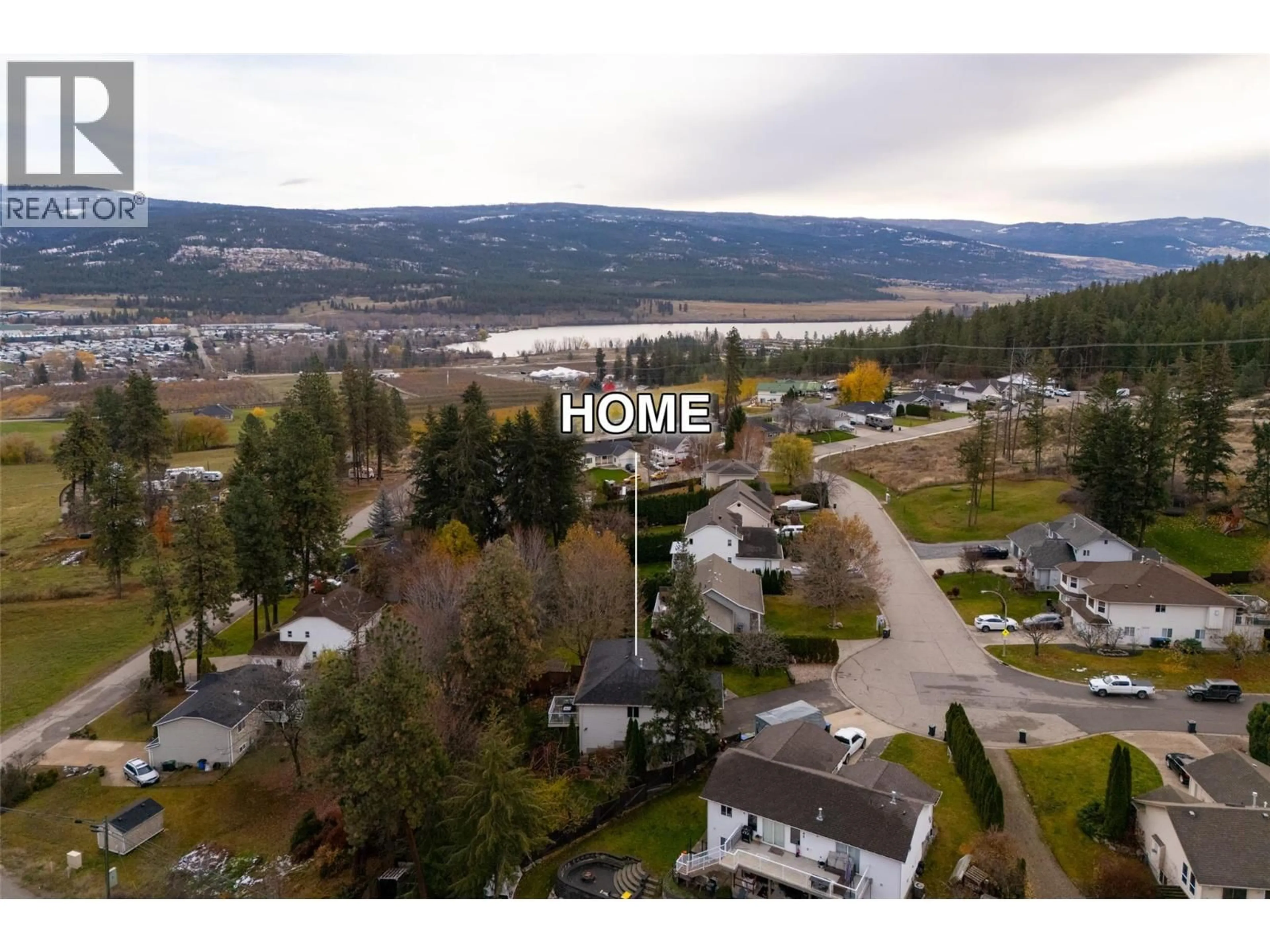 A pic from outside/outdoor area/front of a property/back of a property/a pic from drone, water/lake/river/ocean view for 2745 NORTHVIEW PLACE, Lake Country British Columbia V4V1R1