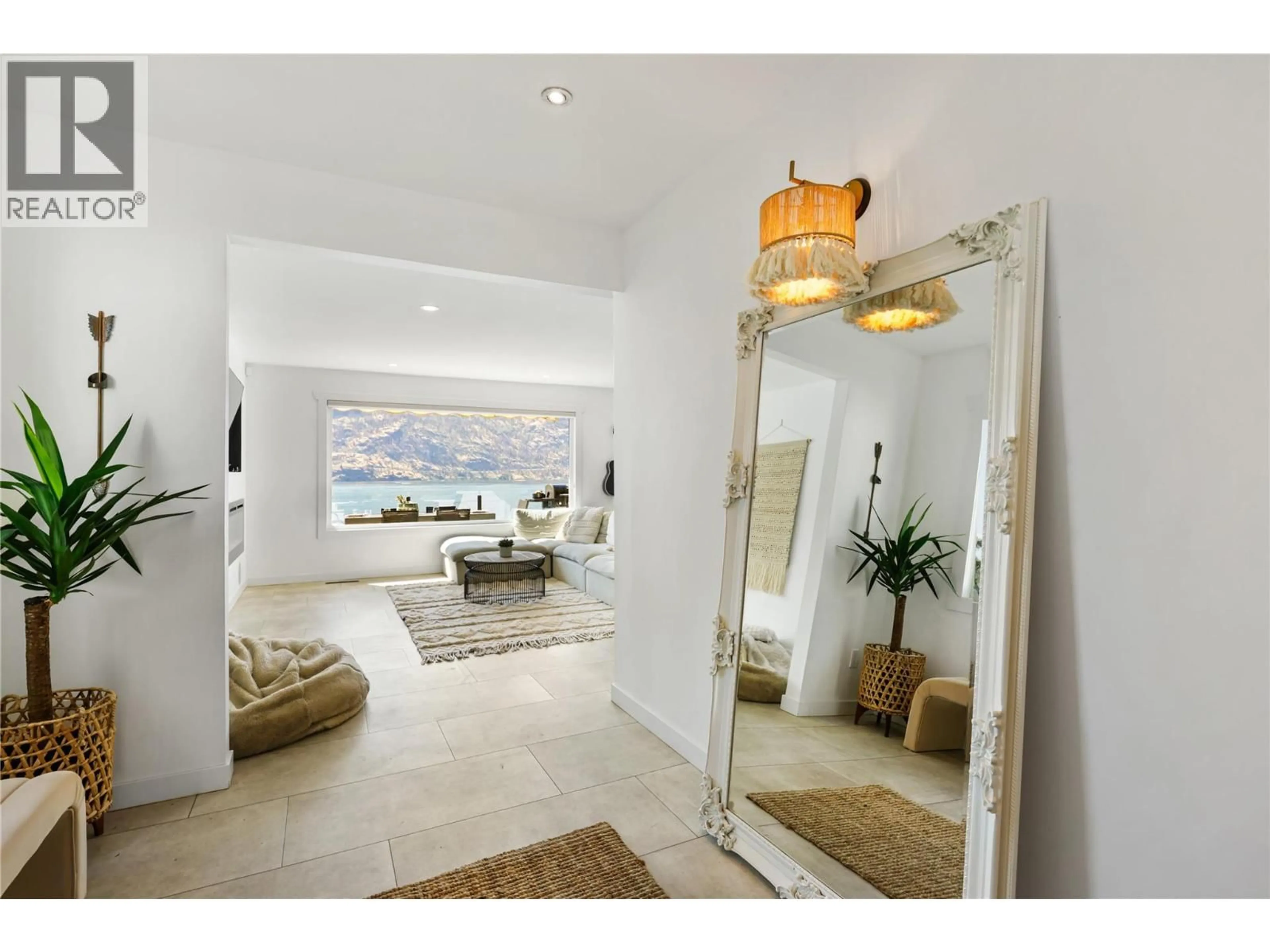 Unknown for 1876 DEWDNEY ROAD, Kelowna British Columbia V1V2C3