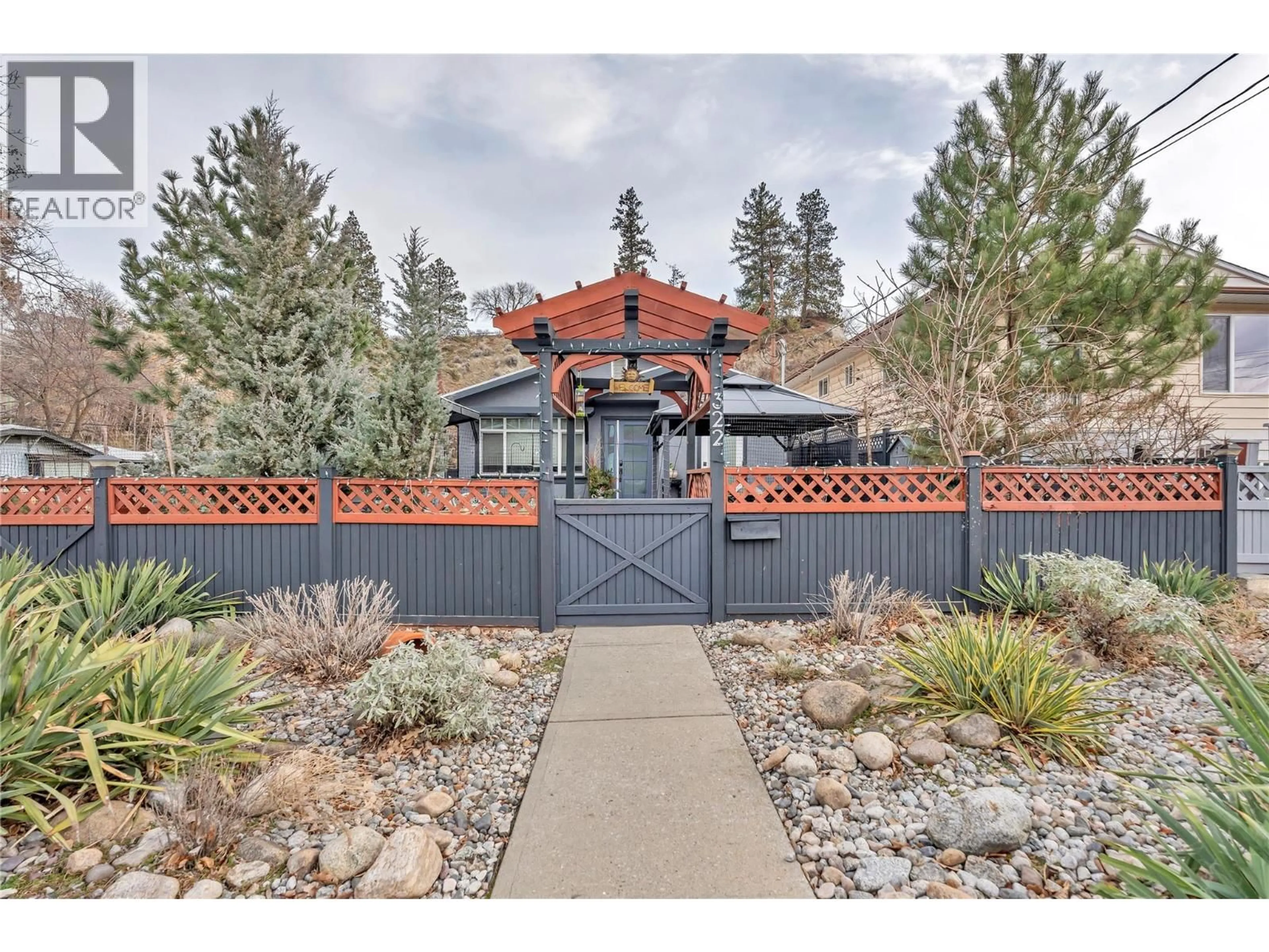 Unknown for 322 NORTON STREET, Penticton British Columbia V2A4H7