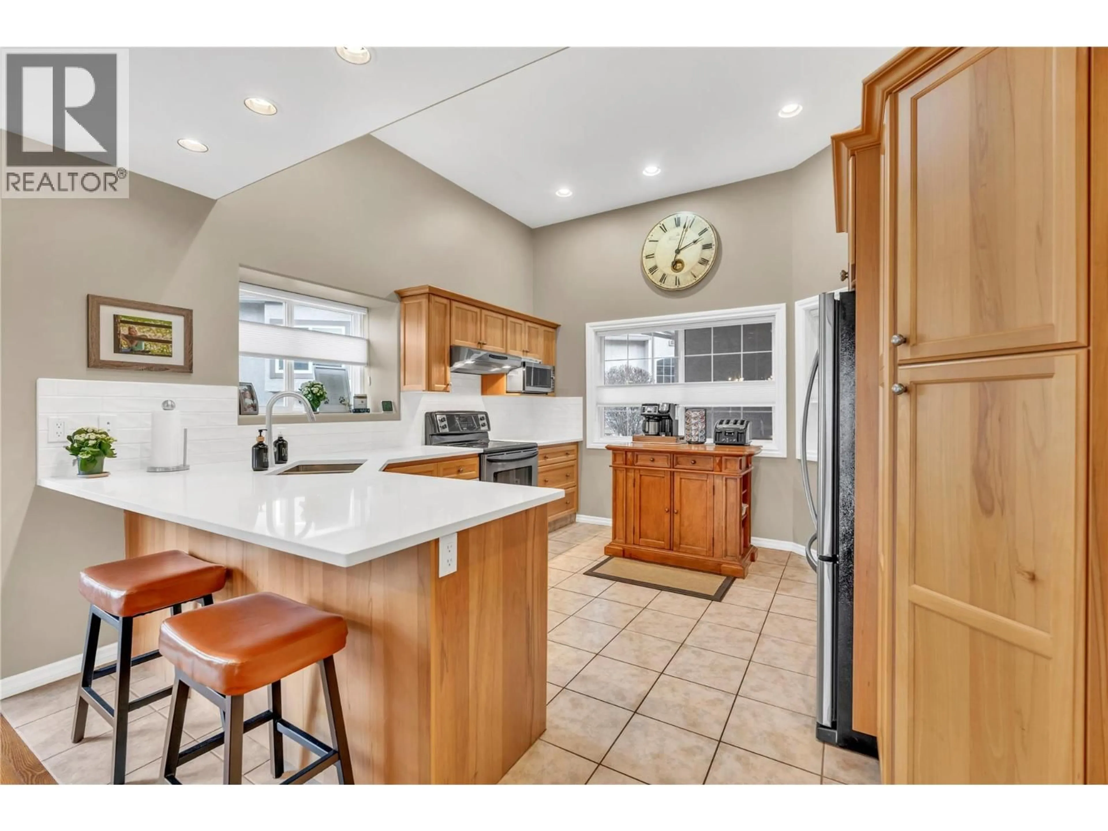 Open concept kitchen, ceramic/tile floor for 117 - 705 BALSAM AVENUE, Penticton British Columbia V2A9B7
