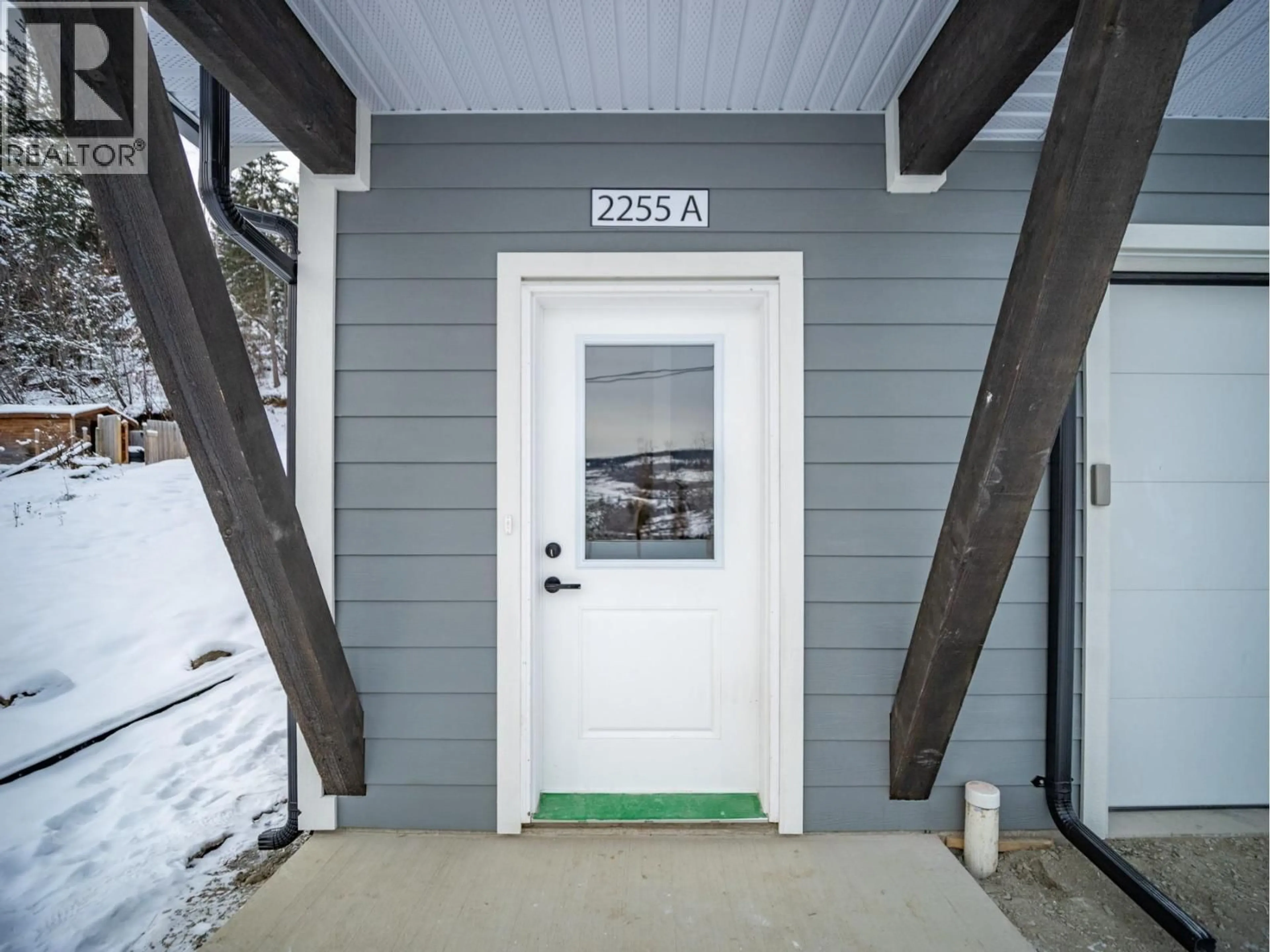 Indoor entryway for A - 2255 MCTAVISH ROAD, Kamloops British Columbia V0E3E1