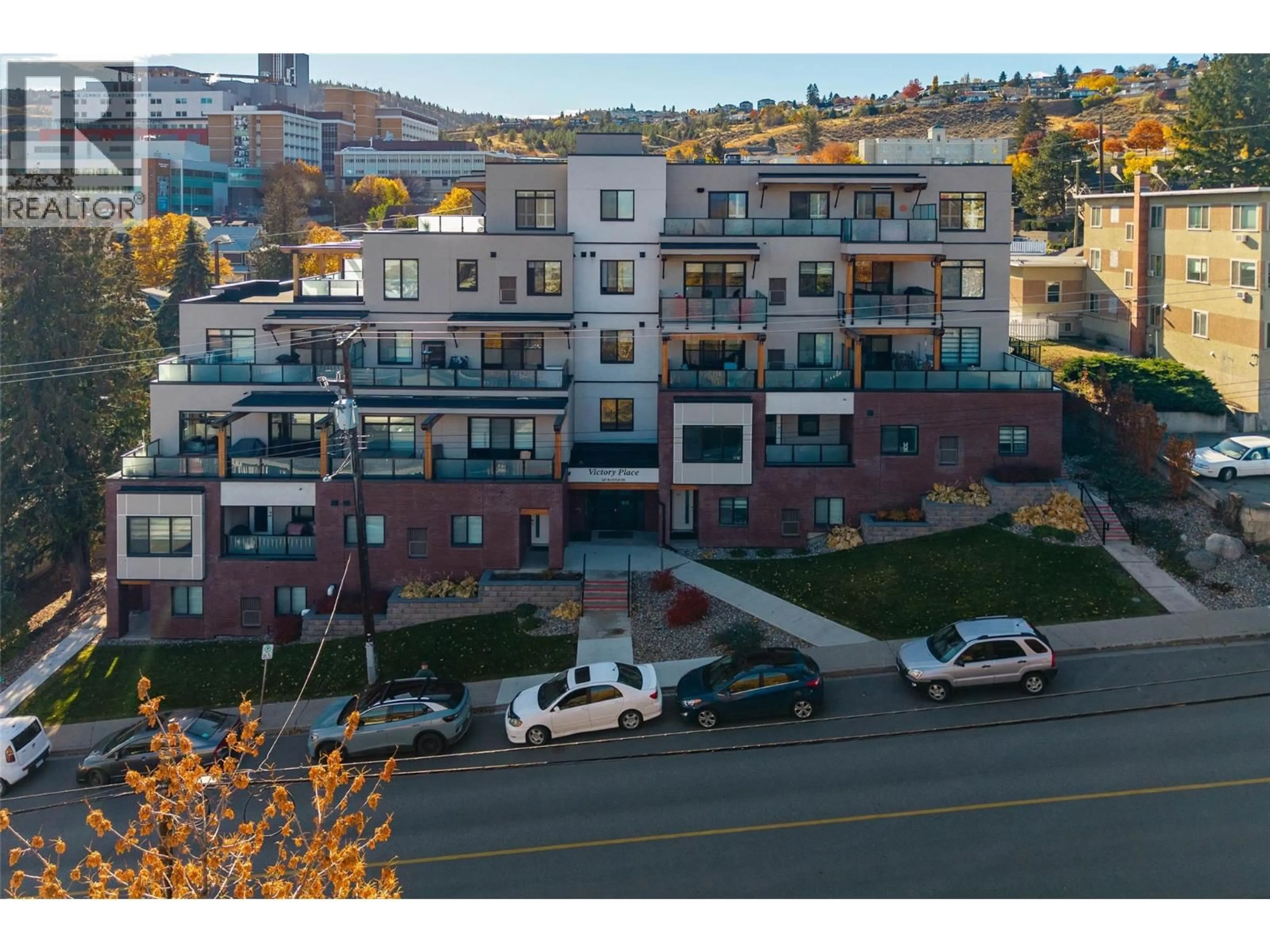 A pic from outside/outdoor area/front of a property/back of a property/a pic from drone, unknown for 101 - 227 BATTLE STREET, Kamloops British Columbia V2C2L3