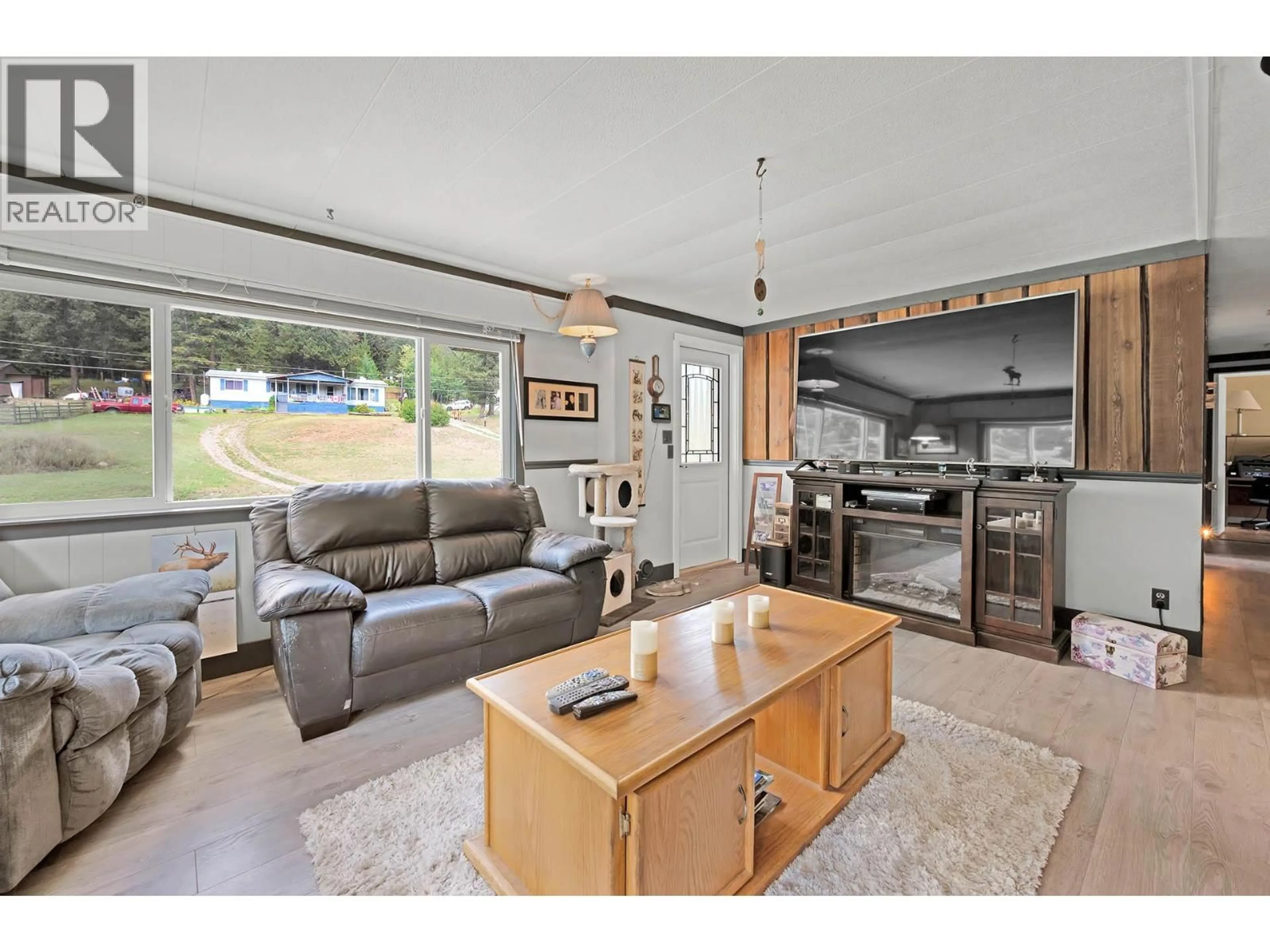 Open concept kitchen, unknown for 2974 MCCREIGHT ROAD, Kamloops British Columbia V0E3E1