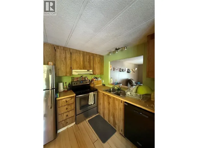 1925 MCDANIELS ROAD, Castlegar 3