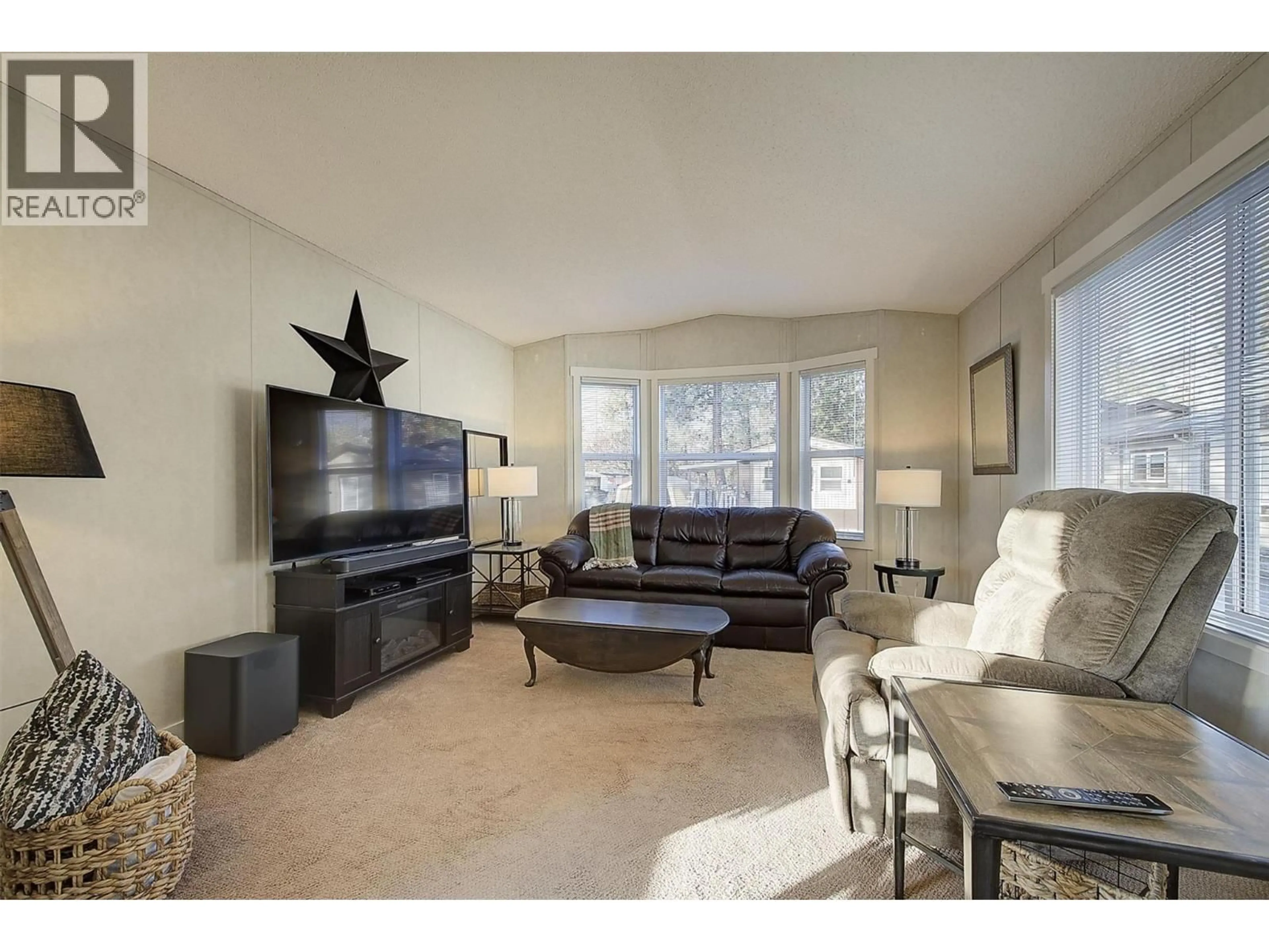 Living room with furniture, unknown for 138 - 1999 HIGHWAY 97 S OTHER, West Kelowna British Columbia V1Z1B2