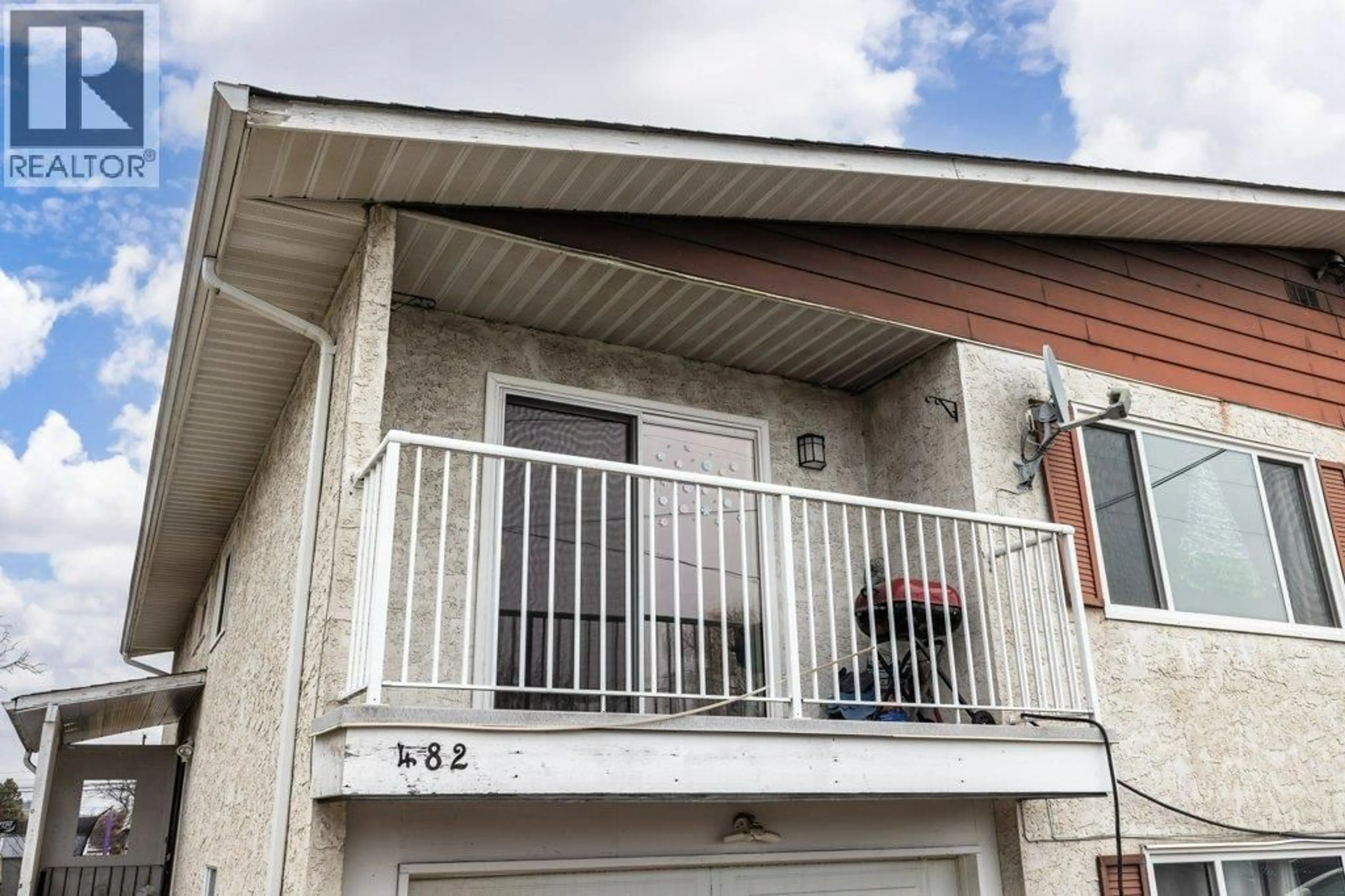 Balcony in the apartment, street for 482 KEITHLEY ROAD, Kelowna British Columbia V1X2N7