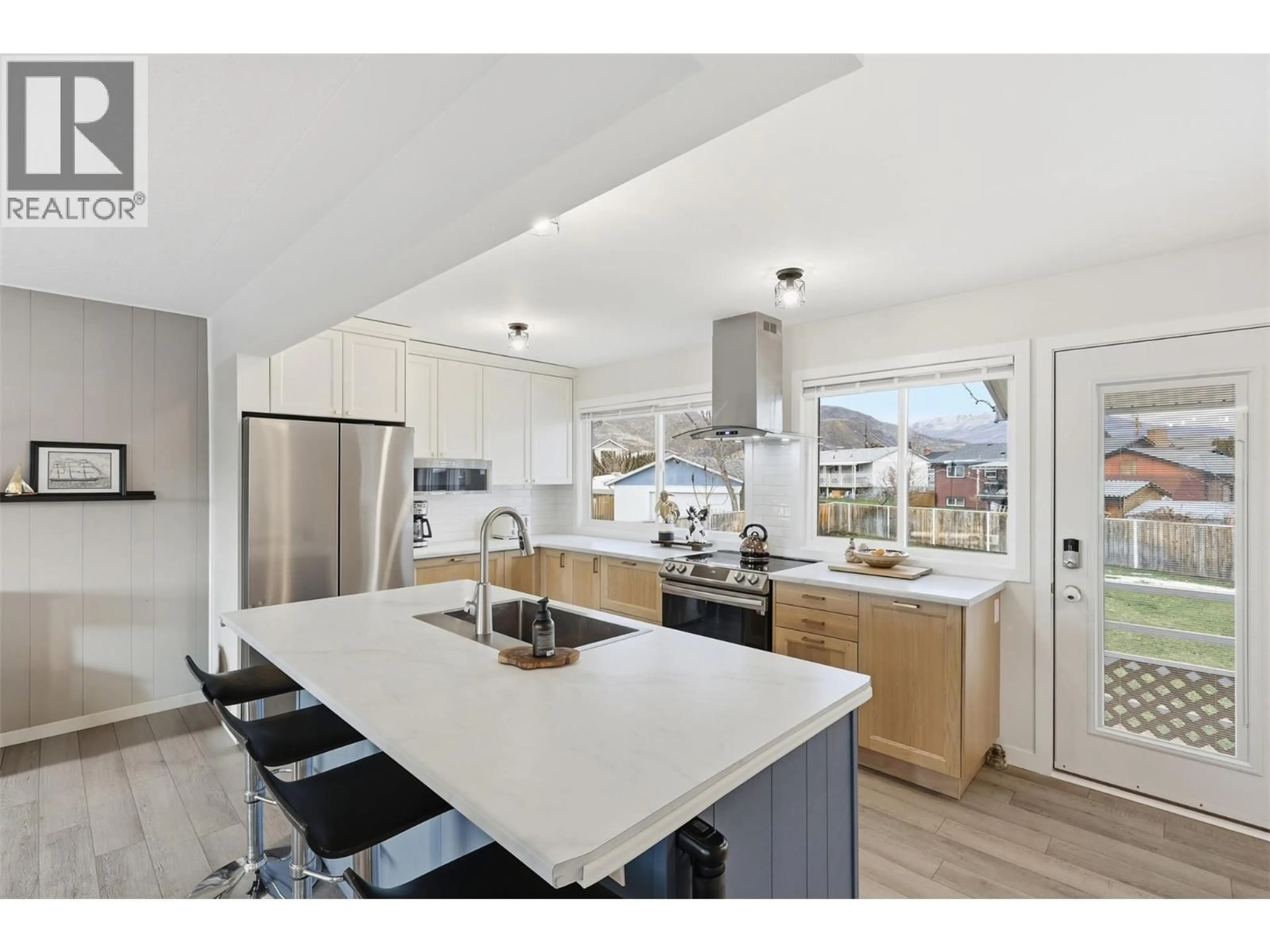 Open concept kitchen, unknown for 1009 CALMAR PLACE, Kamloops British Columbia V2B4T2