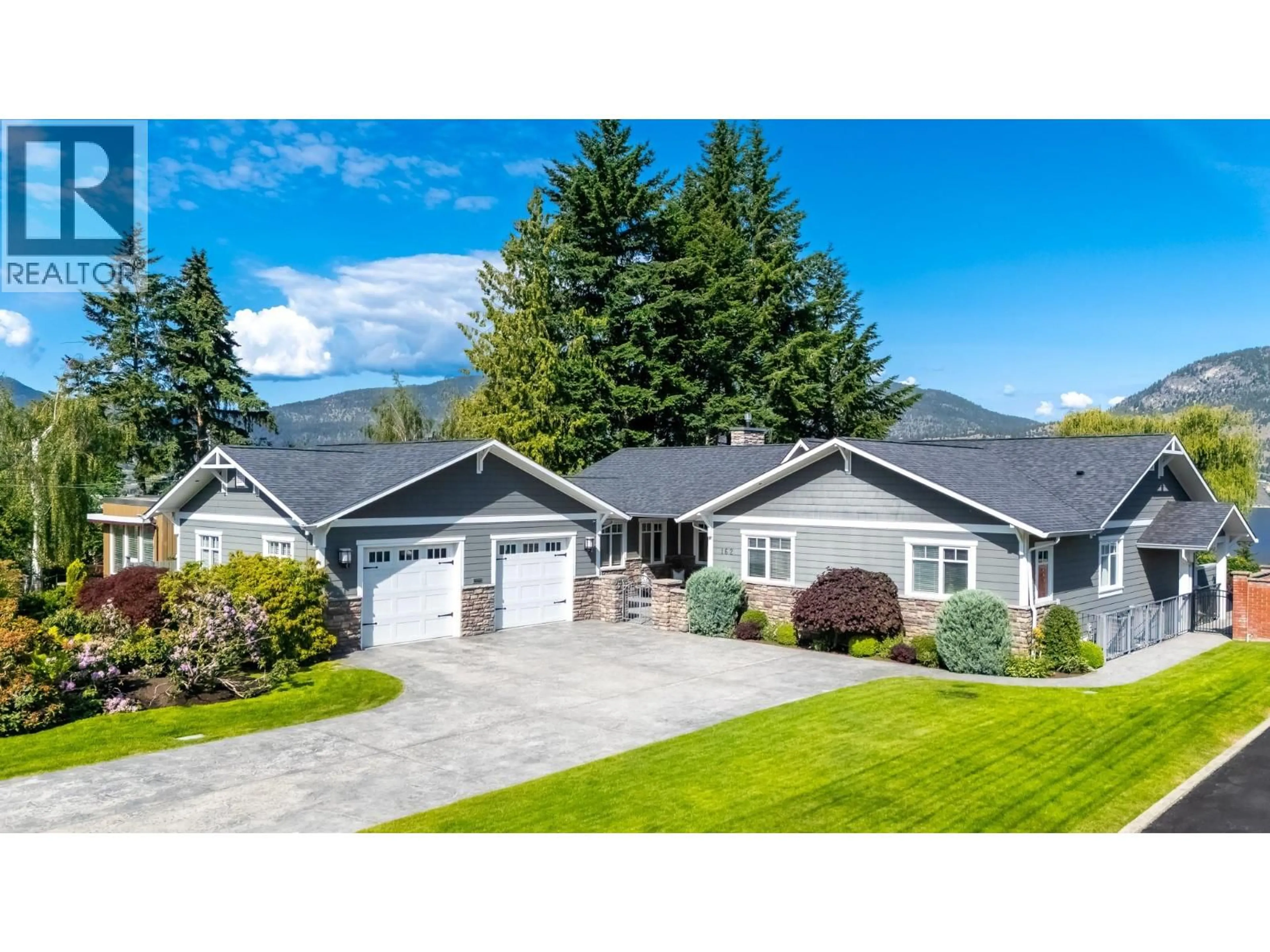 Home with vinyl exterior material, unknown for 162 VANCOUVER PLACE, Penticton British Columbia V2A1A7