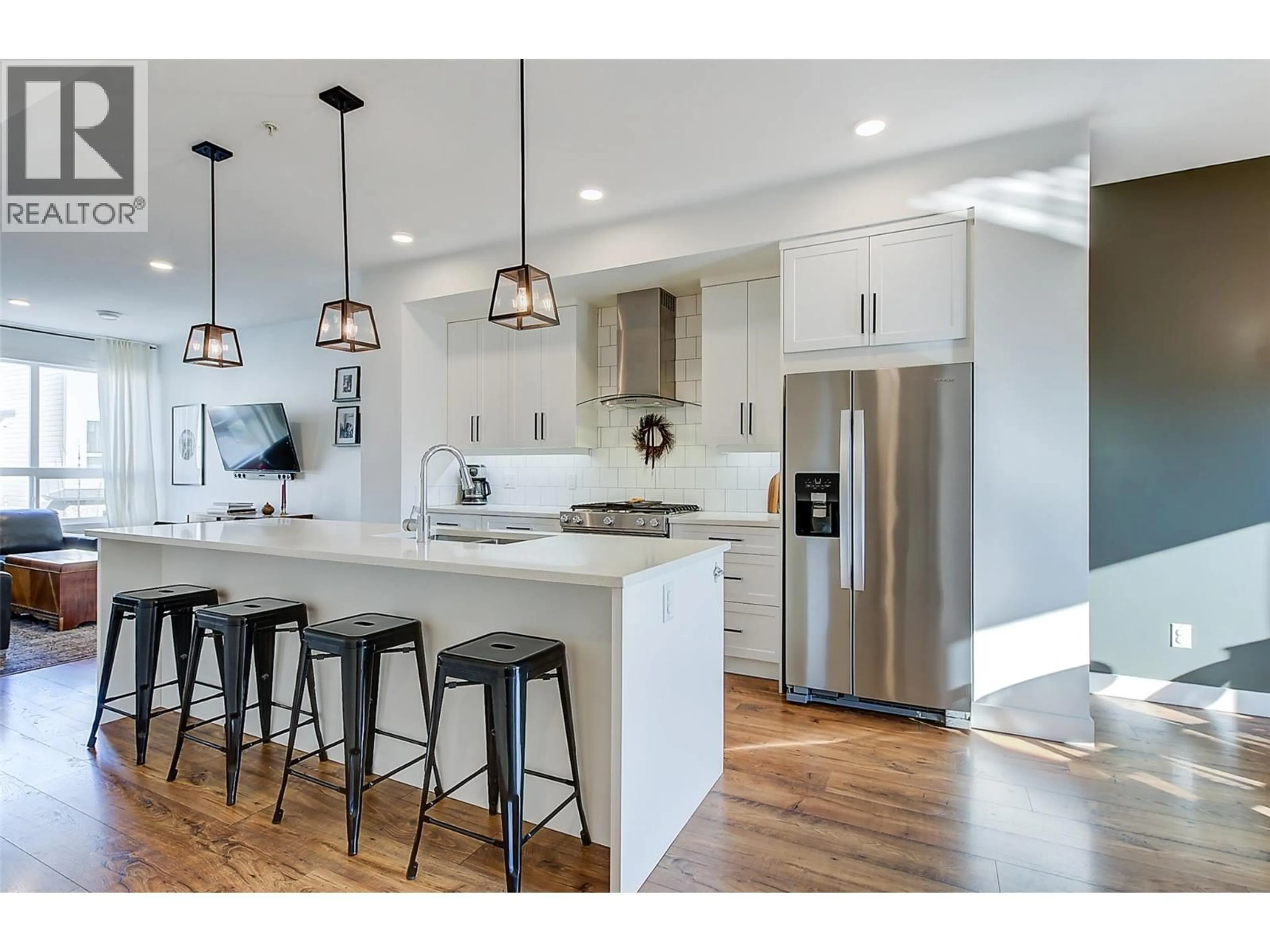 Open concept kitchen, unknown for 48 - 12075 OCEOLA ROAD, Lake Country British Columbia V4V1H1