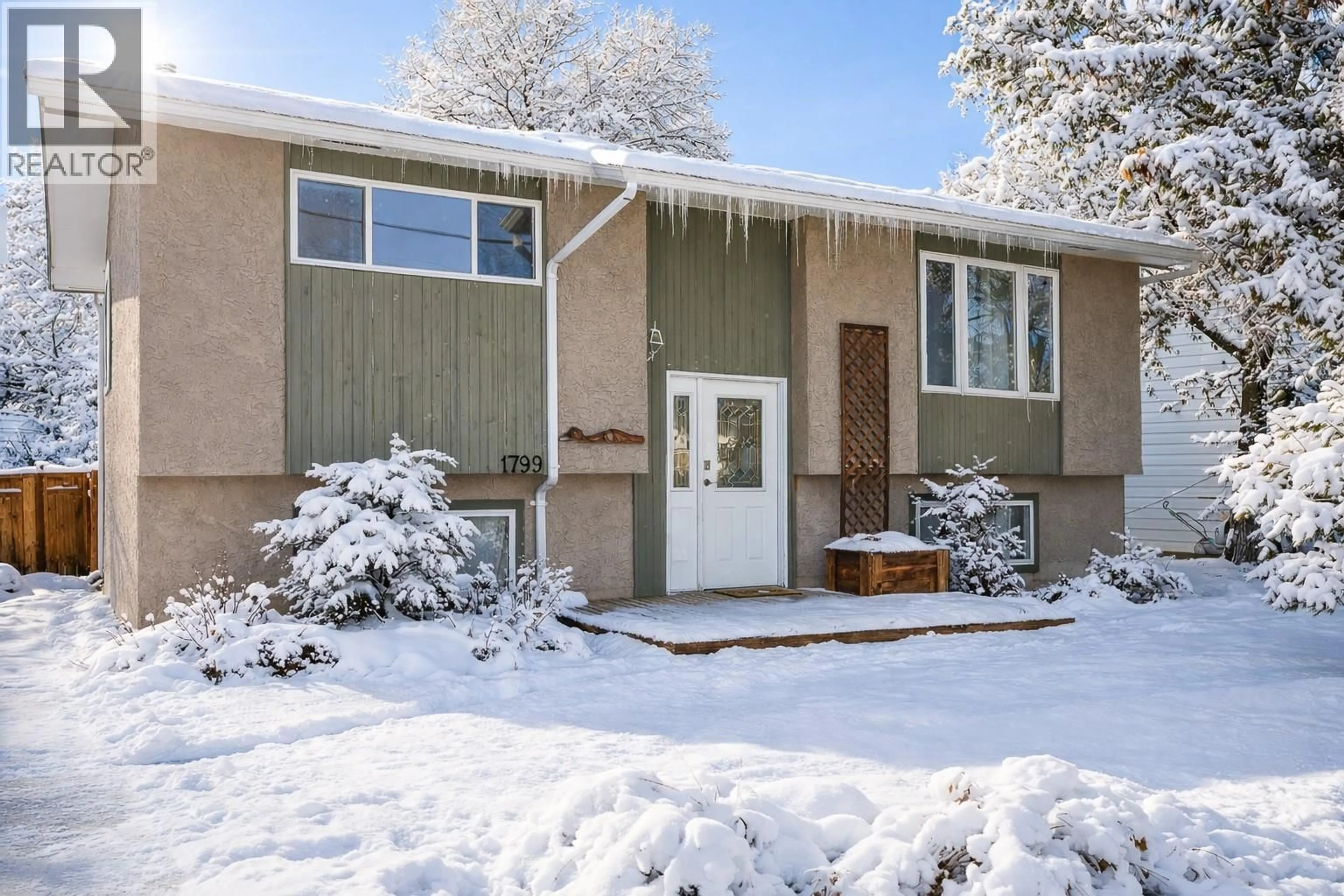 Home with vinyl exterior material, street for 1799 ARMSTRONG STREET, Merritt British Columbia V1K1E7