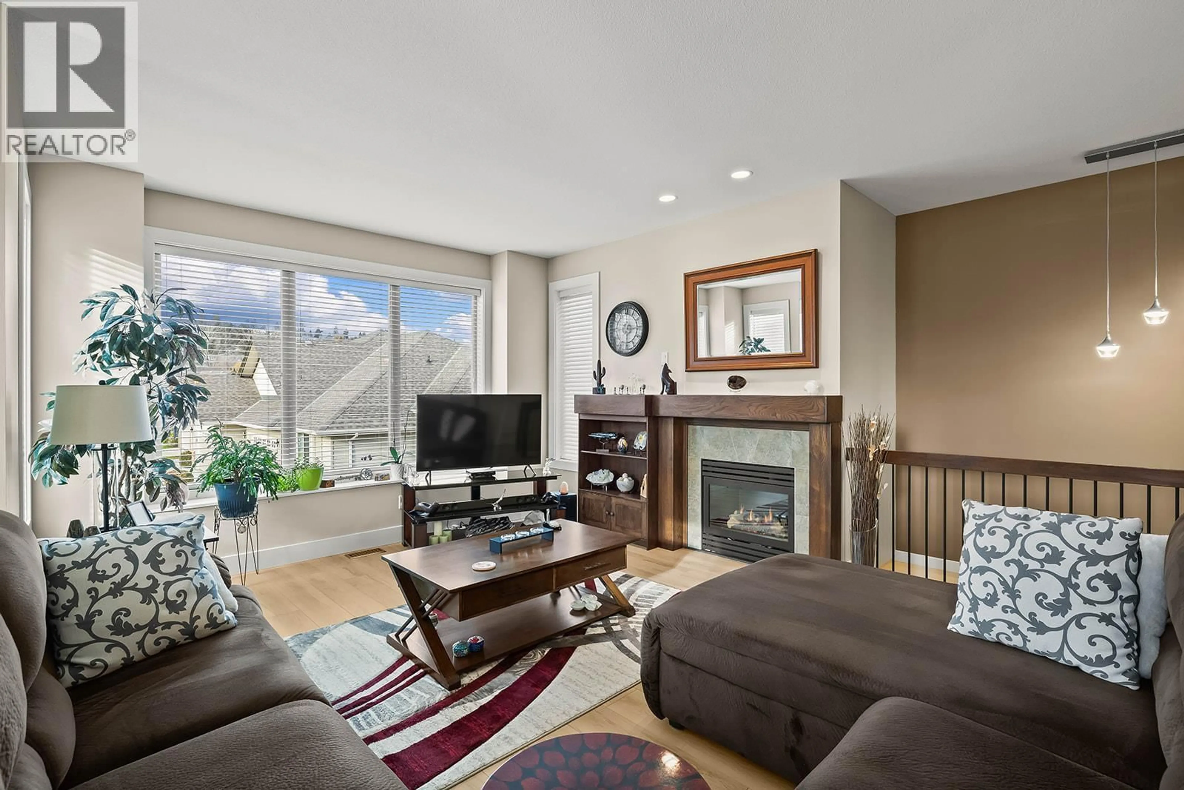 Living room with furniture, unknown for 104 - 3155 REIMCHE ROAD, Lake Country British Columbia V4V1V4