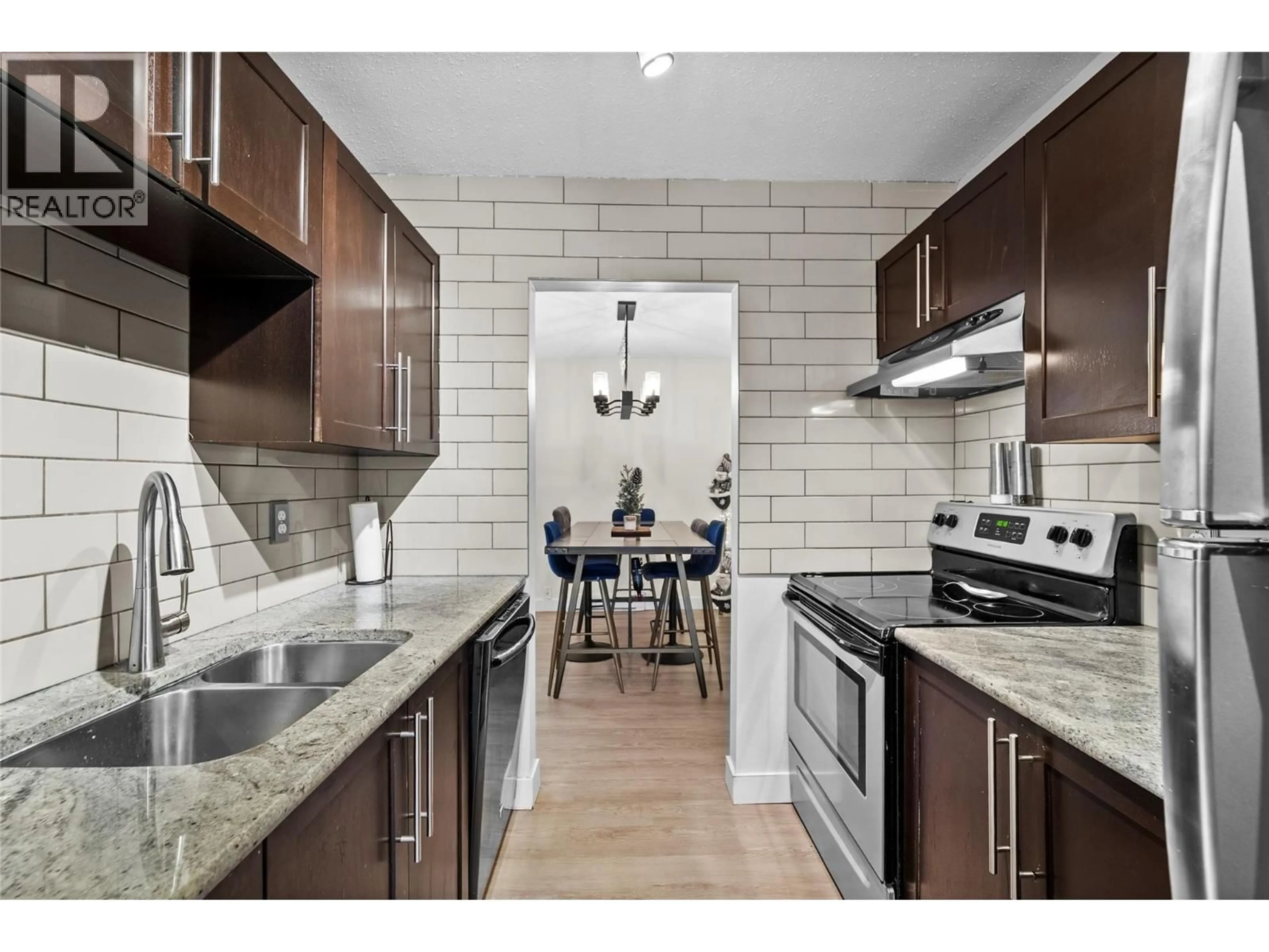 Open concept kitchen, ceramic/tile floor for 24 - 700 COLLINGWOOD DRIVE, Kamloops British Columbia V2B6B9